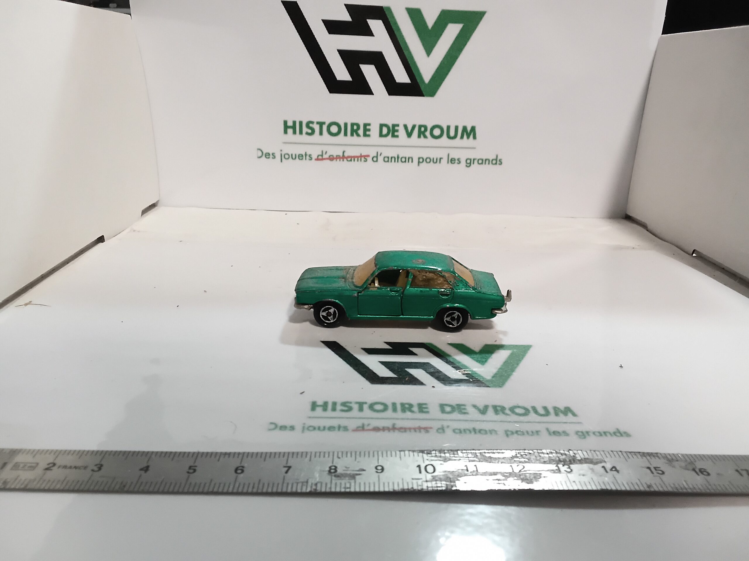 Chrysler 180 Majorette N°208 Vintage 1/60 - Vert Métallisé - Made in France