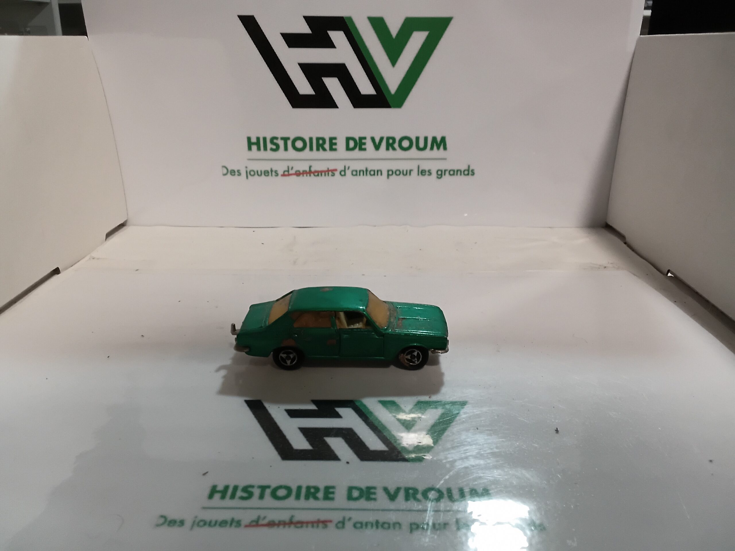 Chrysler 180 Majorette N°208 Vintage 1/60 - Vert Métallisé - Made in France – Image 6