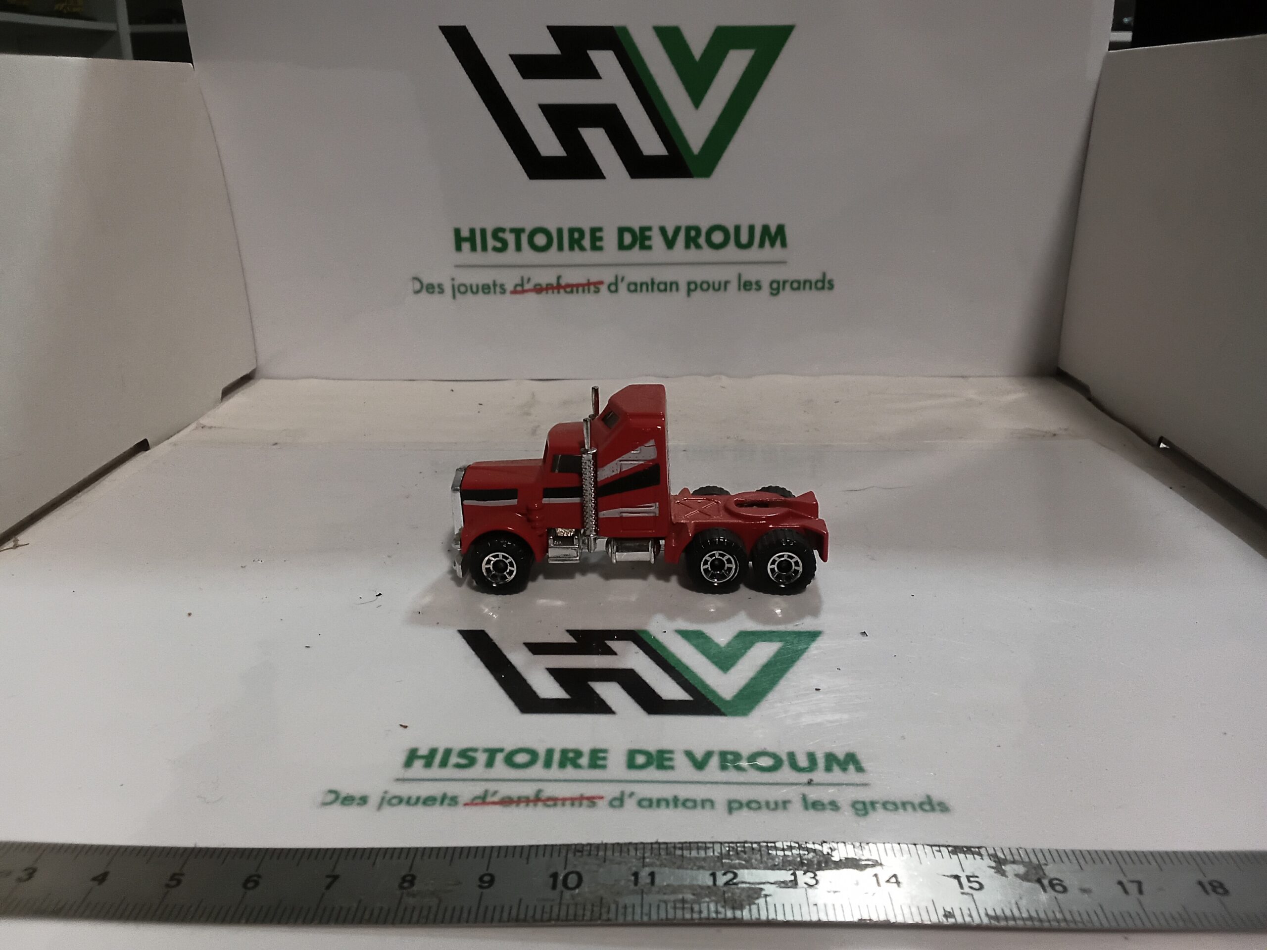 Tracteur Kenworth Aerodyne Matchbox Lesney 1981 - 100% Original England
