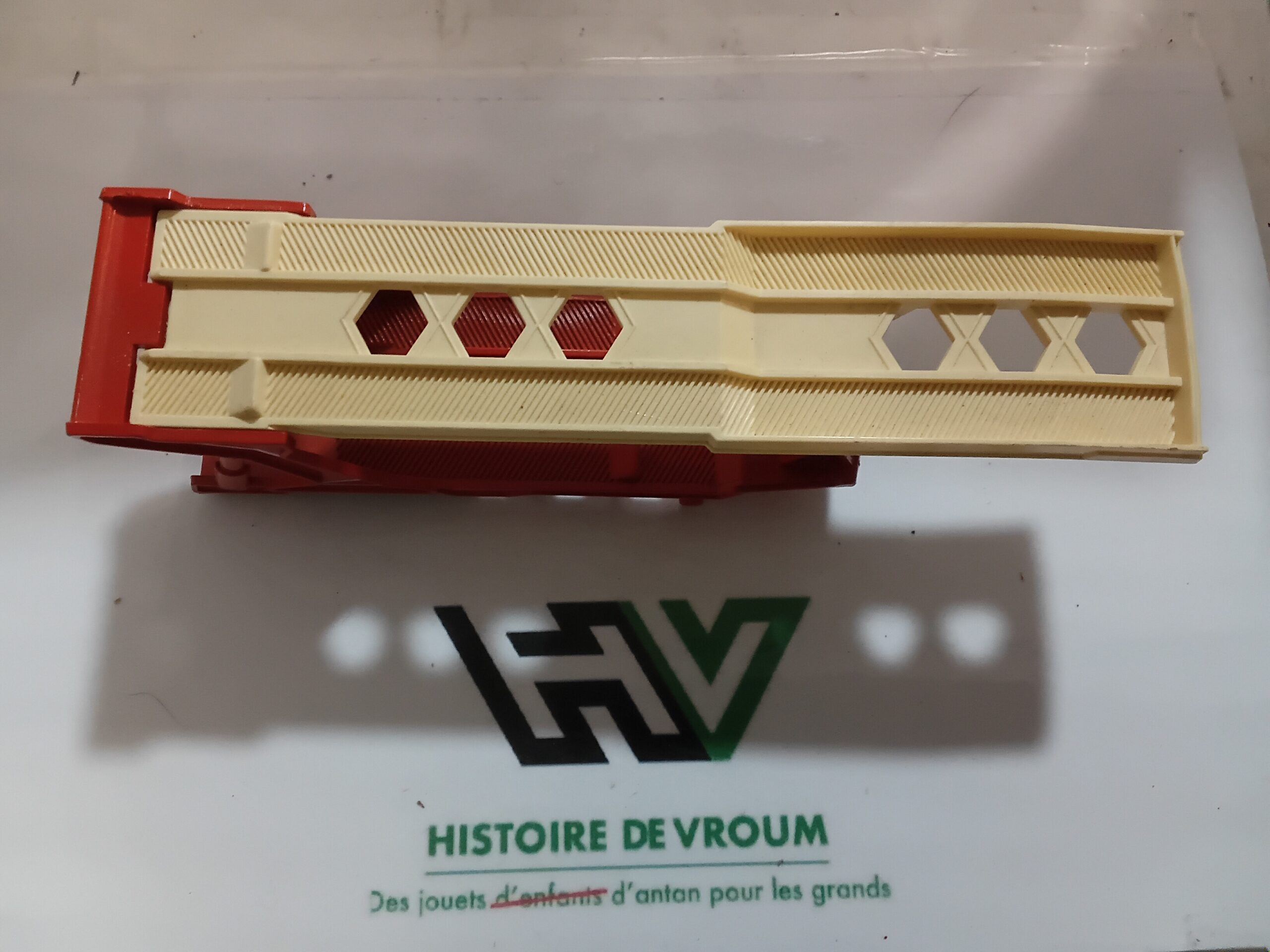 Remorque Porte-Voitures Matchbox Lesney 1982 England - Rouge & Crème – Image 8
