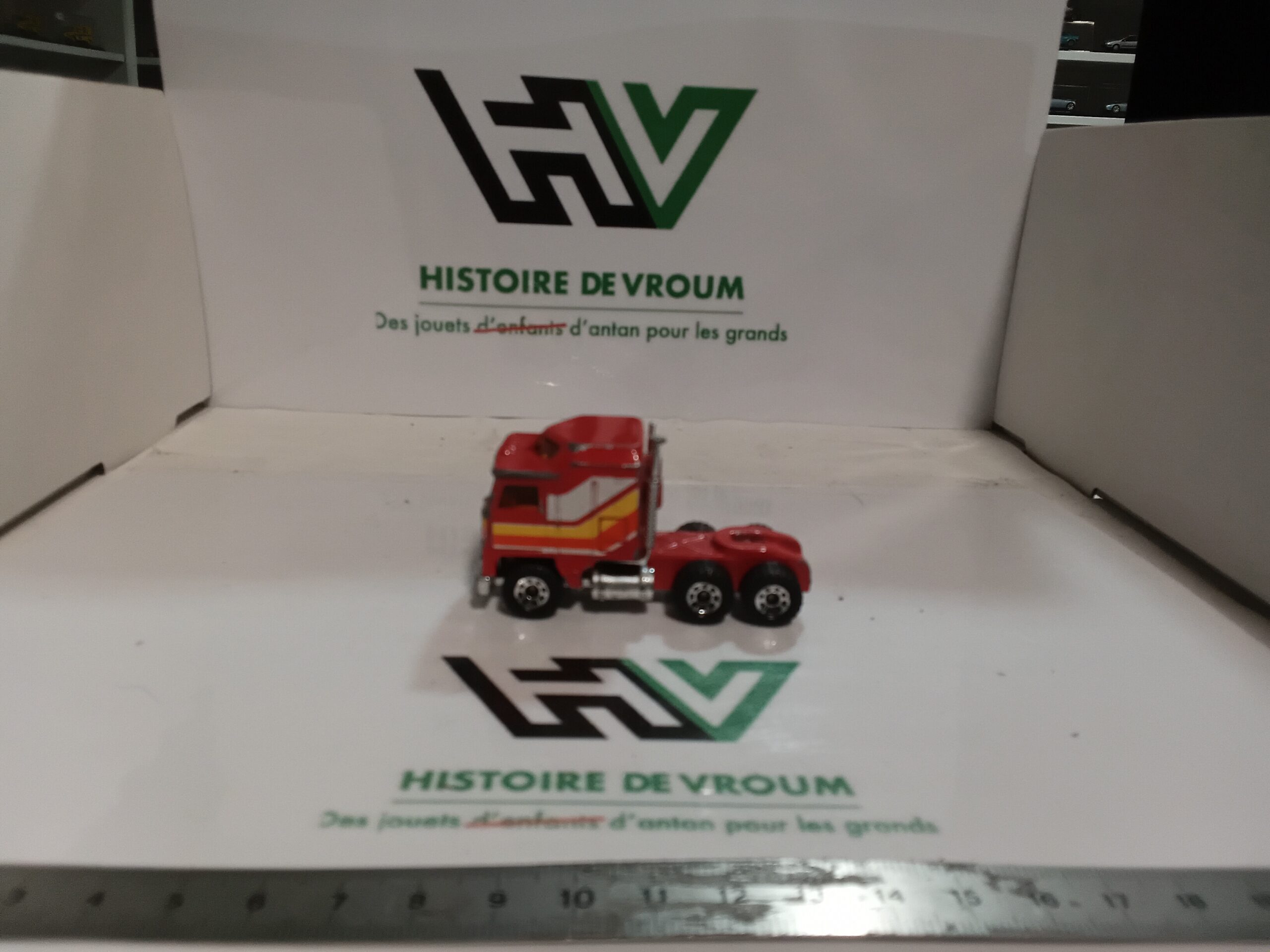Tracteur Camion Kenworth Matchbox Convoy 1981 - Vintage Macau - Cheminée OK