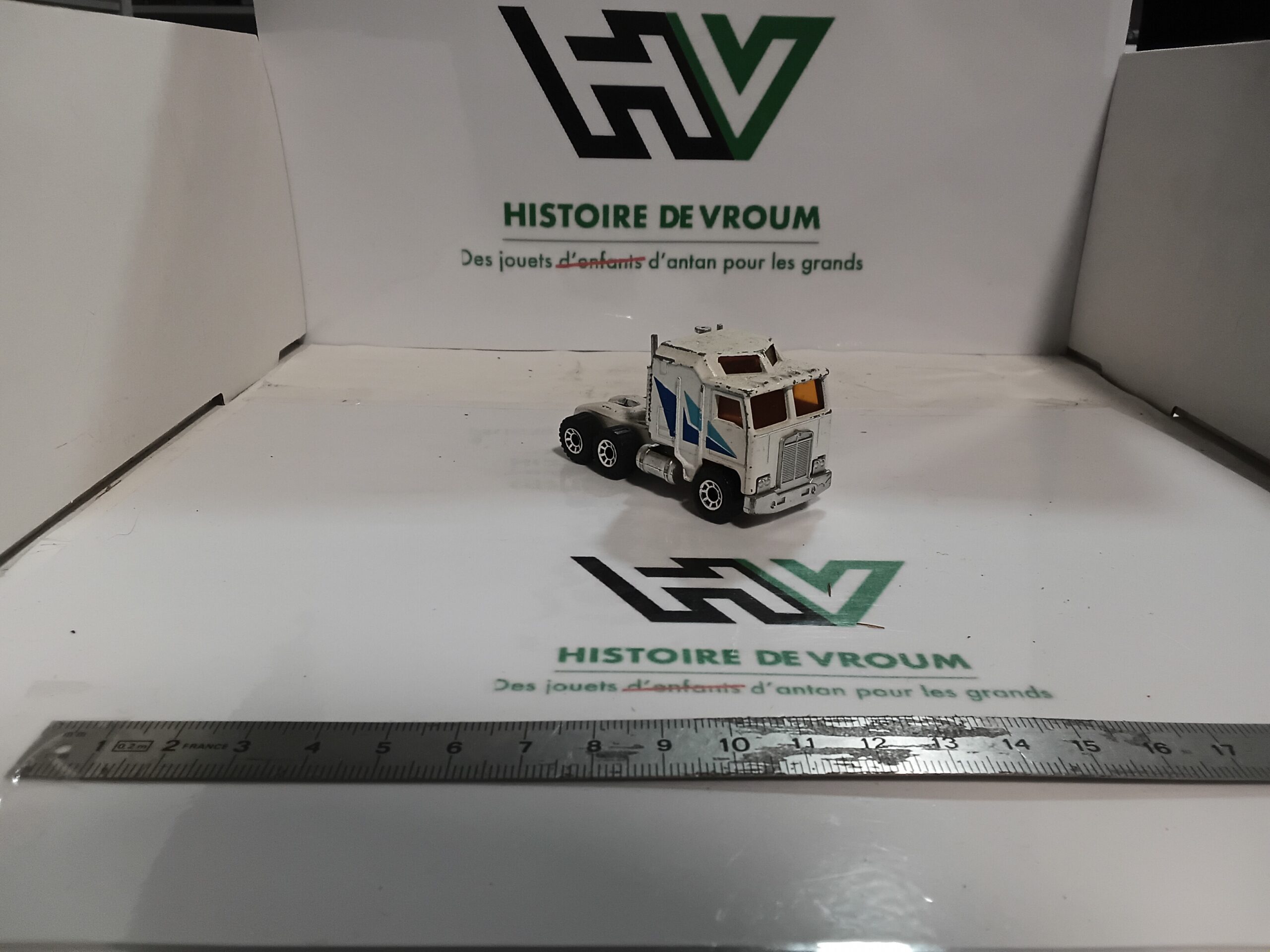 Camion Kenworth Matchbox 1981 1/87 Blanc – Image 5