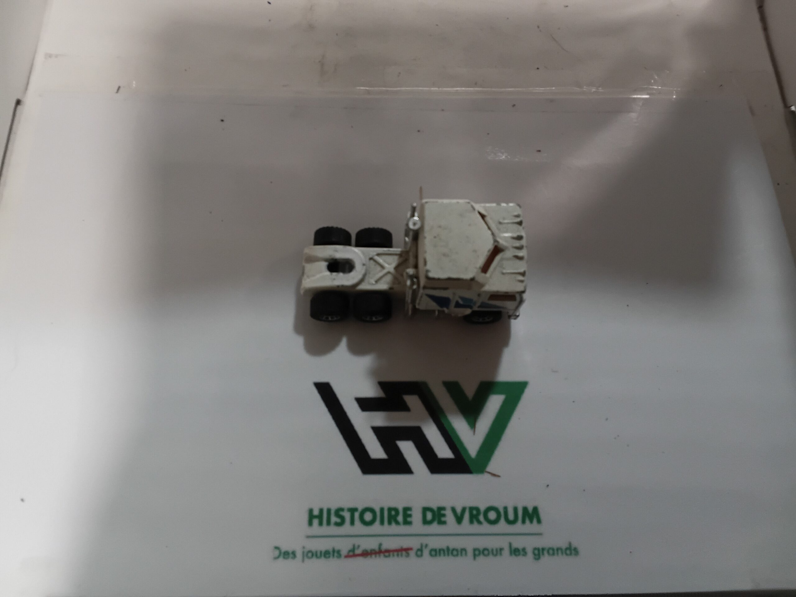 Camion Kenworth Matchbox 1981 1/87 Blanc – Image 6
