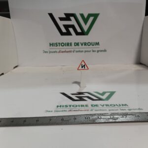 Panneau Michelin "Succession de virages - Premier à gauche"
