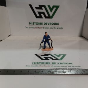 Figurine Pompiste en Combinaison Bleue 1/43