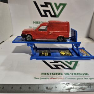 Pont Élévateur Mécanique 1/43 + Fourgonnette Utilitaires Rouge