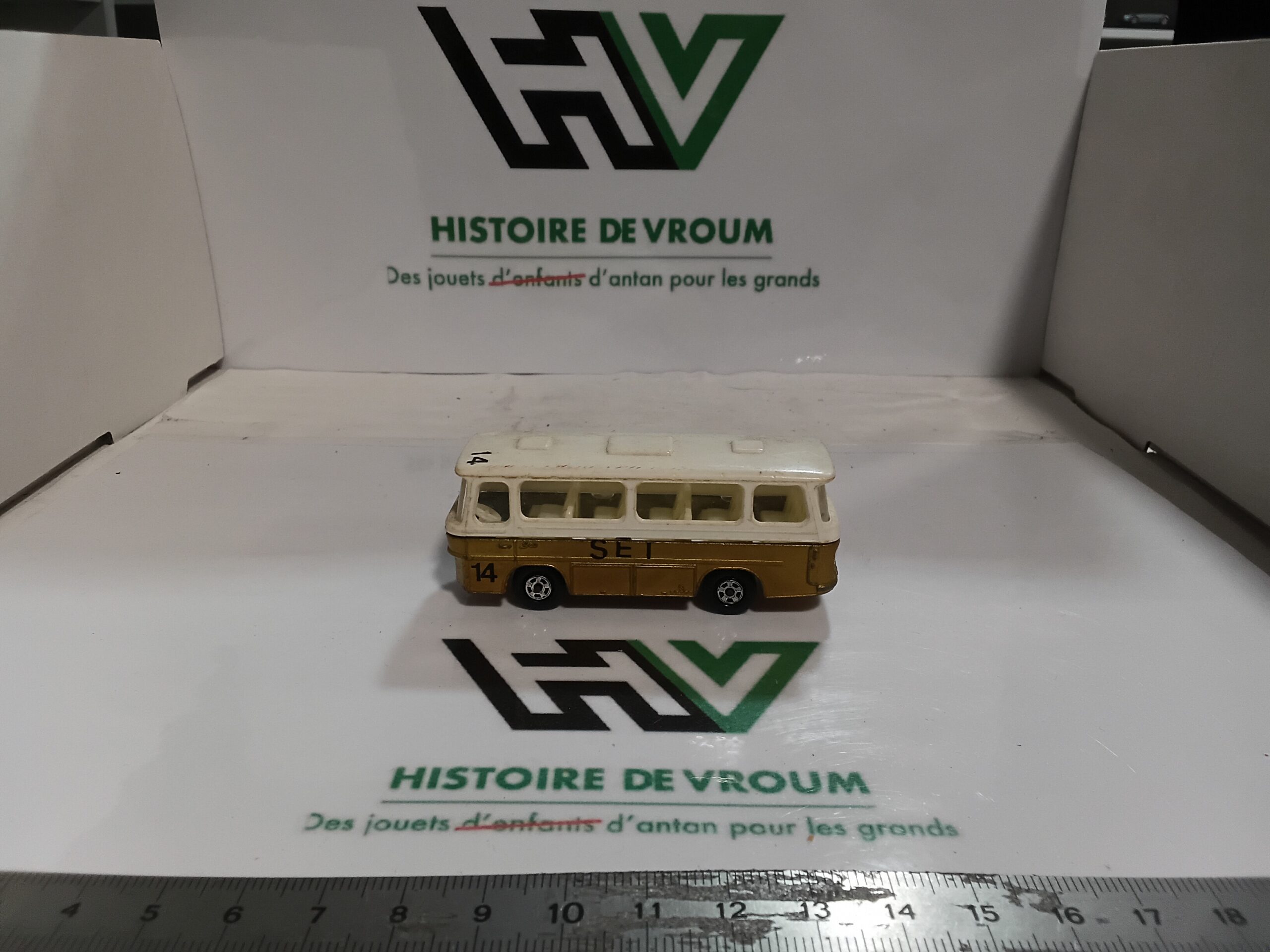 Matchbox Lesney Superfast N°12 - Setra Coach (1970) Made in England