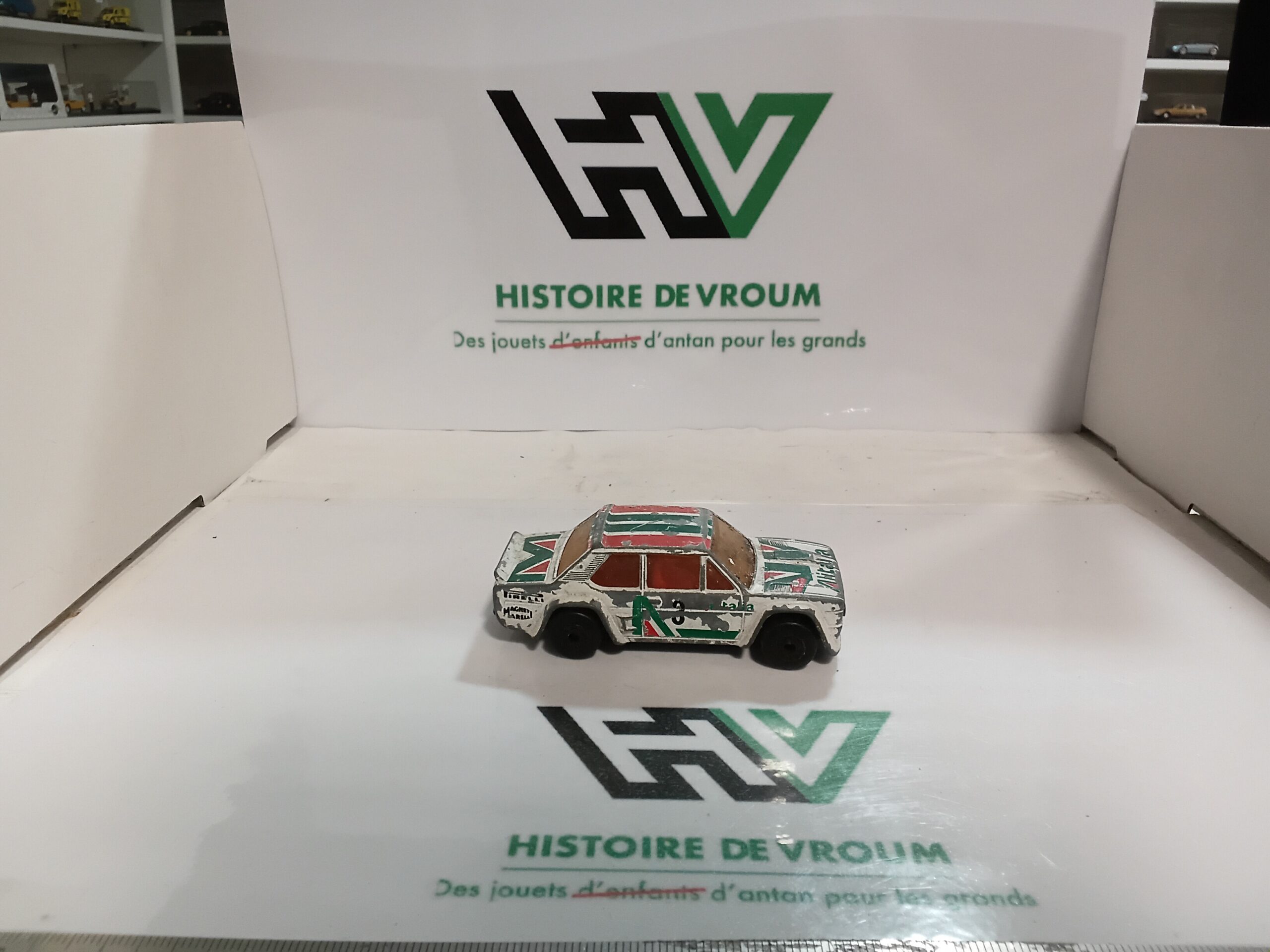 Miniature Matchbox - Fiat 131 Abarth Rally Alitalia (1982) Made in Macau