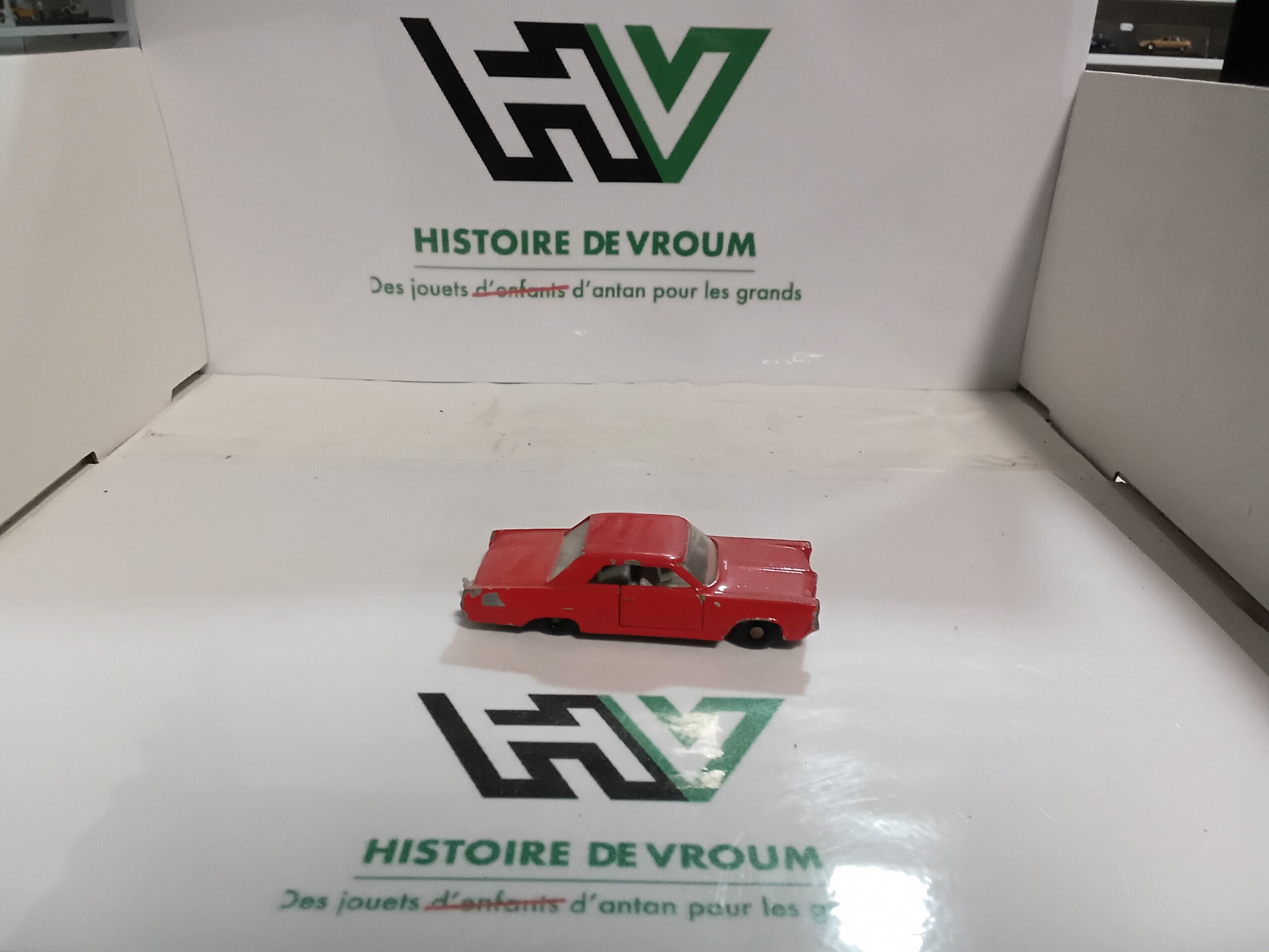 Vintage Matchbox Lesney N° 22 Pontiac GP Sports Coupe Rouge Regular Wheels – Image 9