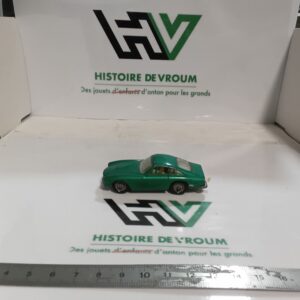 Vintage Matchbox Lesney N° 75 Ferrari Berlinetta Vert Métallisé Regular Wheels