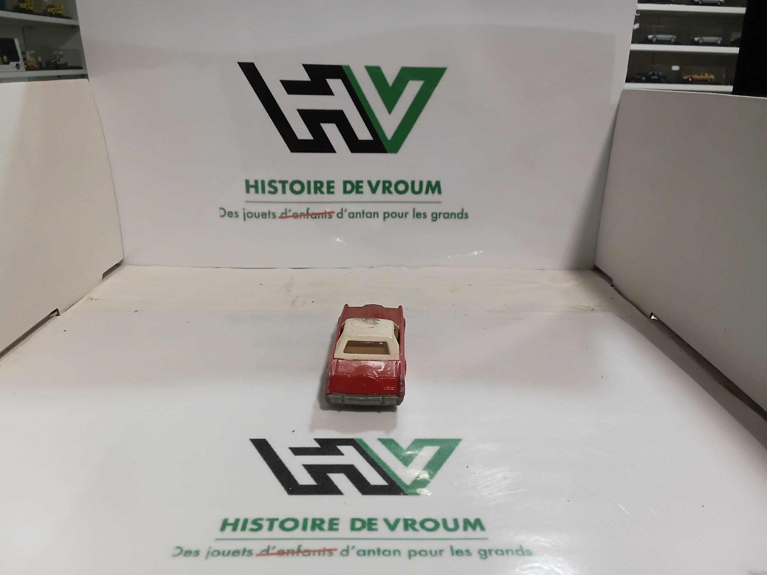 Miniature Matchbox Superfast N°28 Lincoln Continental Mk V 1979 - Lesney Made in England – Image 7