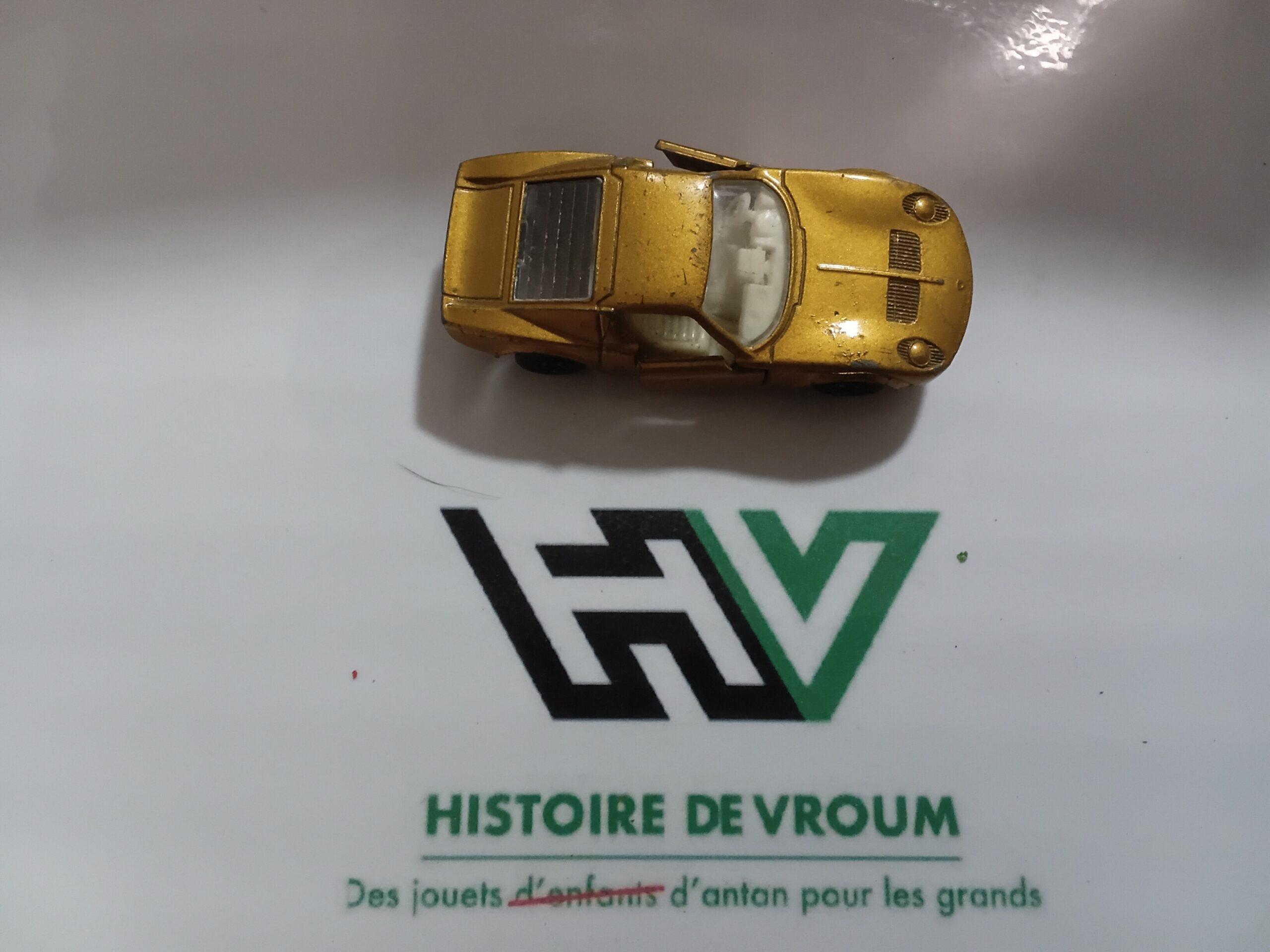 Matchbox Superfast N°33 Lamborghini Miura Gold Lesney Made in England – Image 8