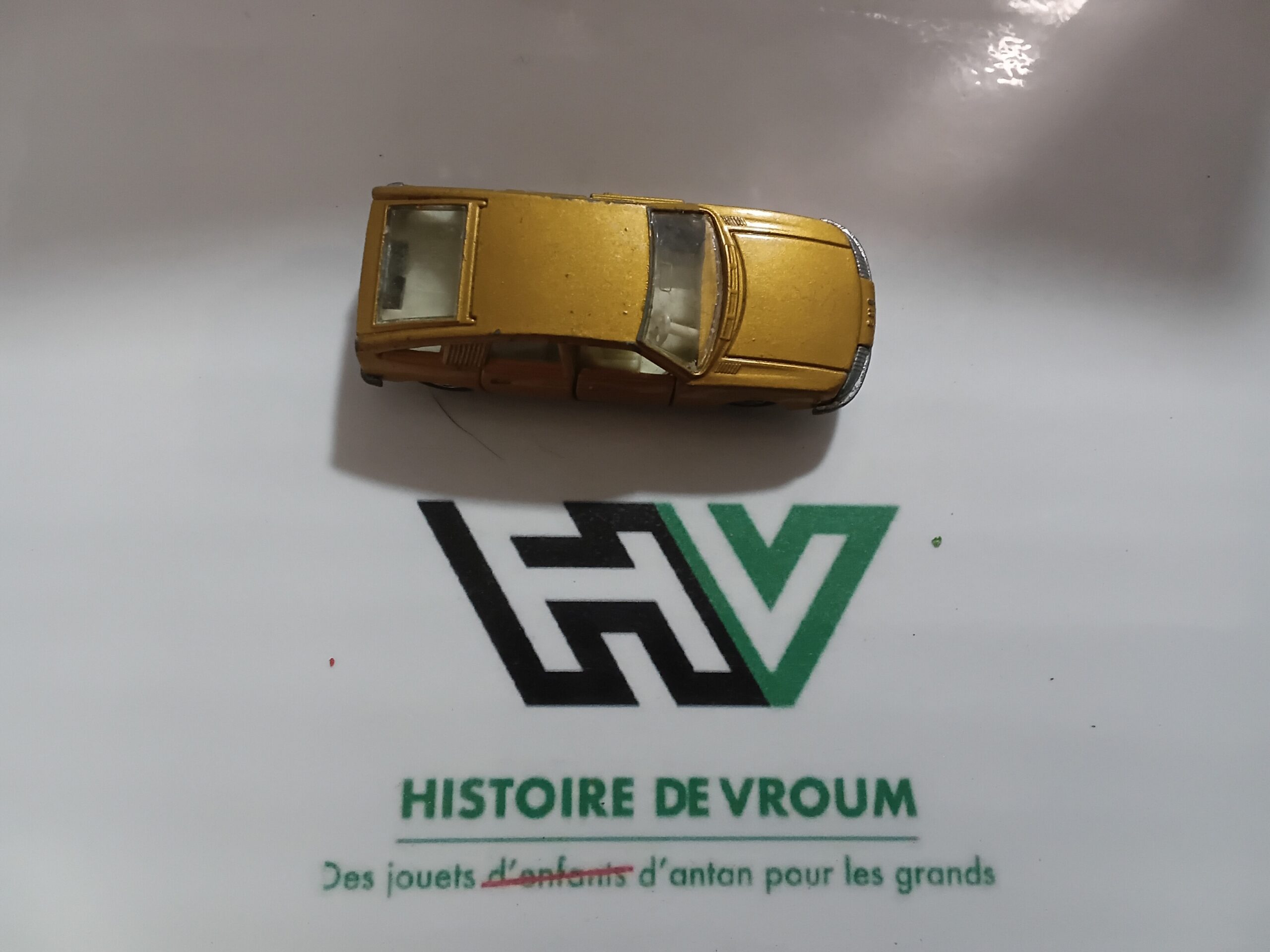 Matchbox Superfast N°56 BMC 1800 Pininfarina Gold 1969 Lesney England – Image 8