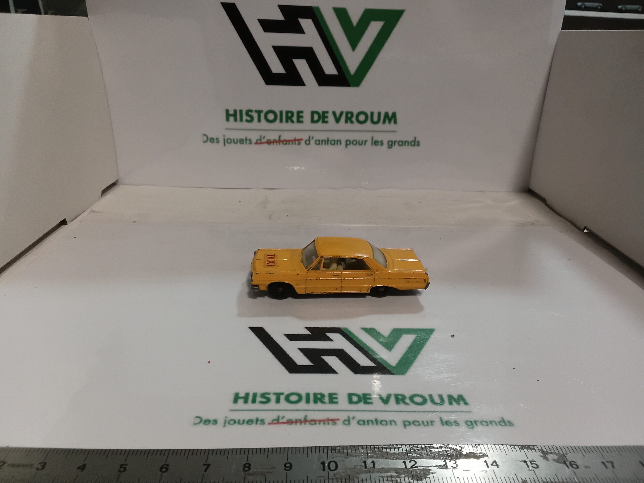 Matchbox Series N°20 Chevrolet Impala Taxi Yellow Lesney Made in England