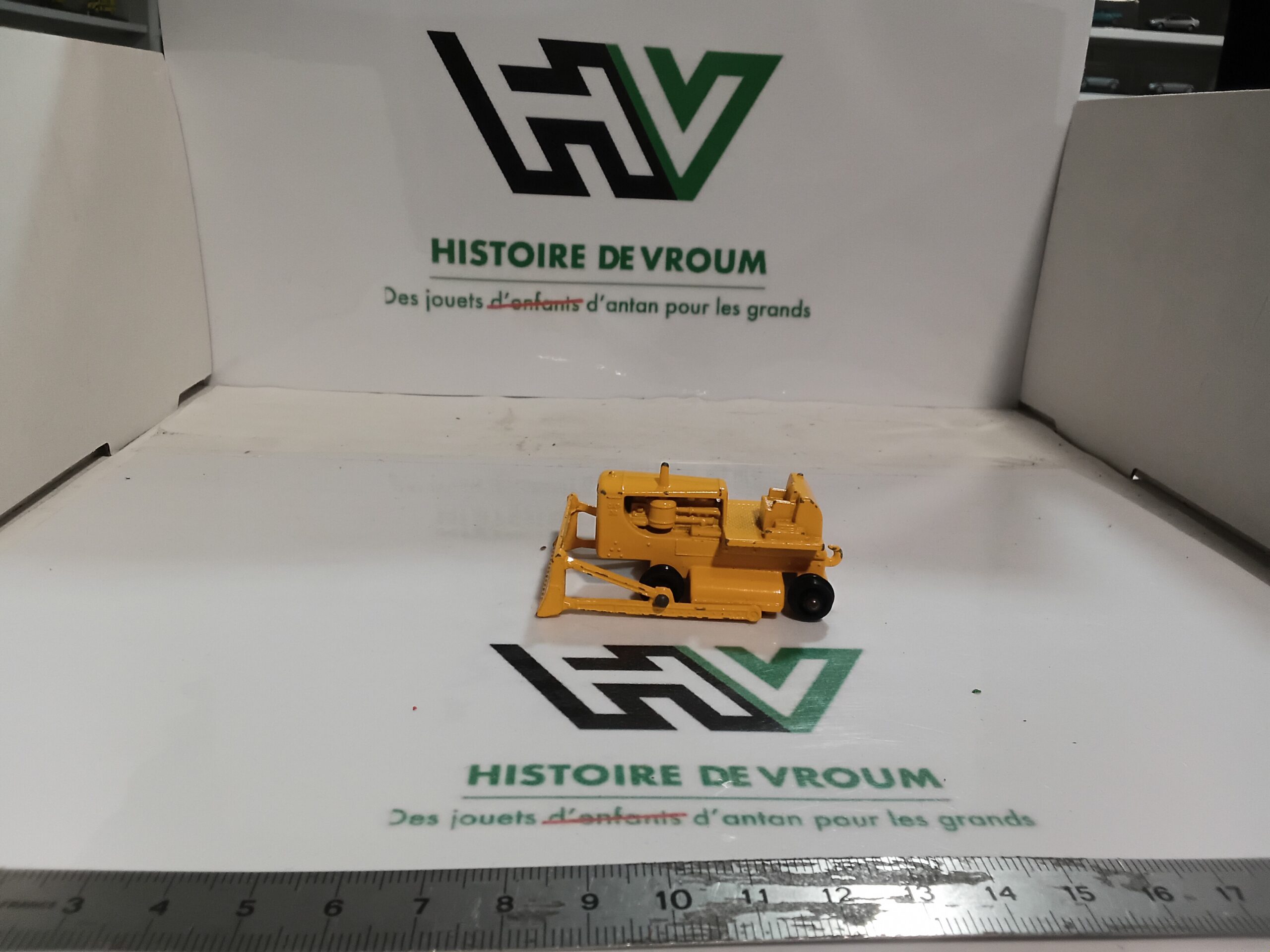 Matchbox Lesney N° 18 Caterpillar D8 Bulldozer 1964 Made in England Vintage