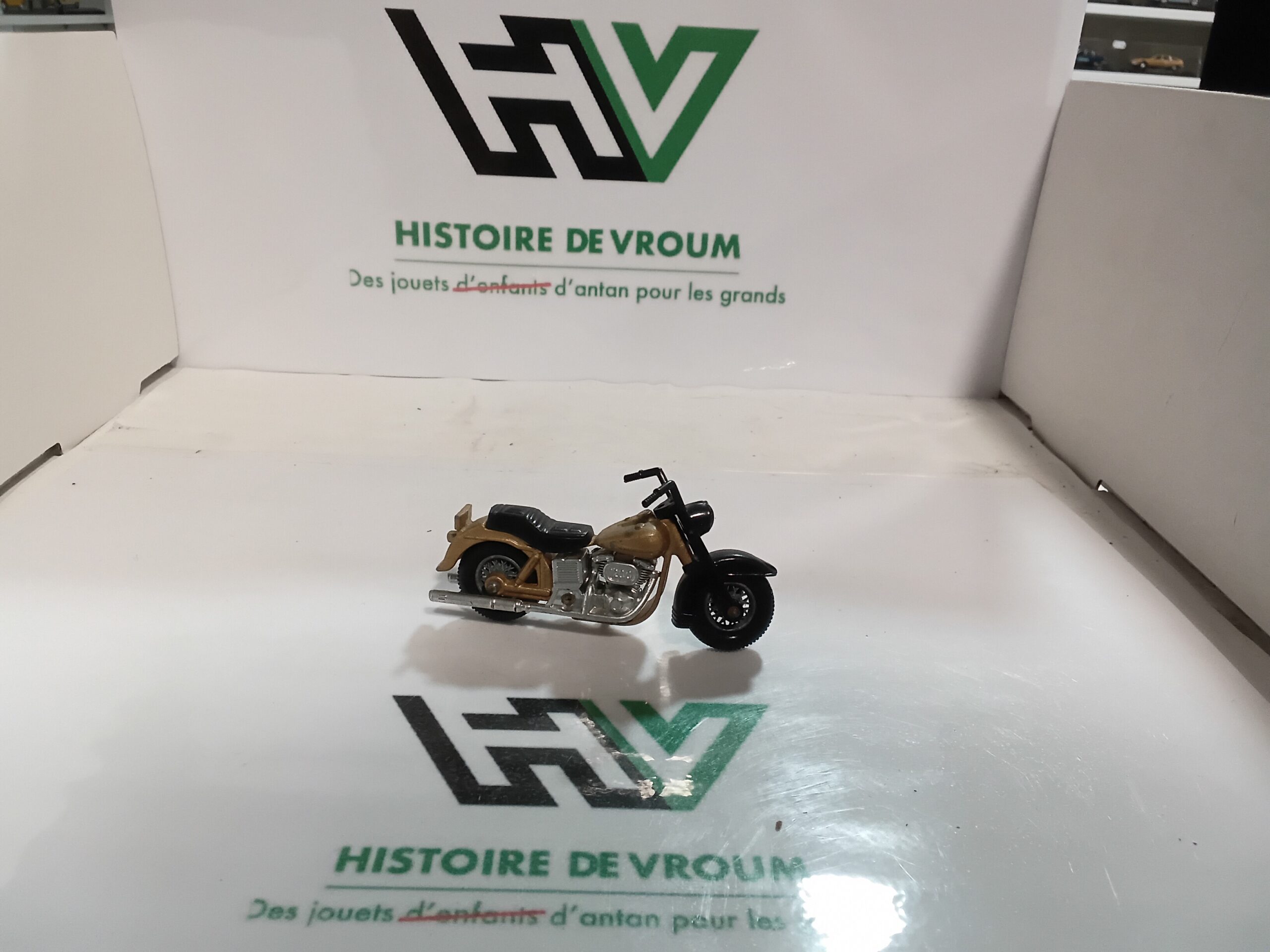 Moto Matchbox Lesney N°50 Harley Davidson Gold 1980 England Vintage 1/34 (1) – Image 9