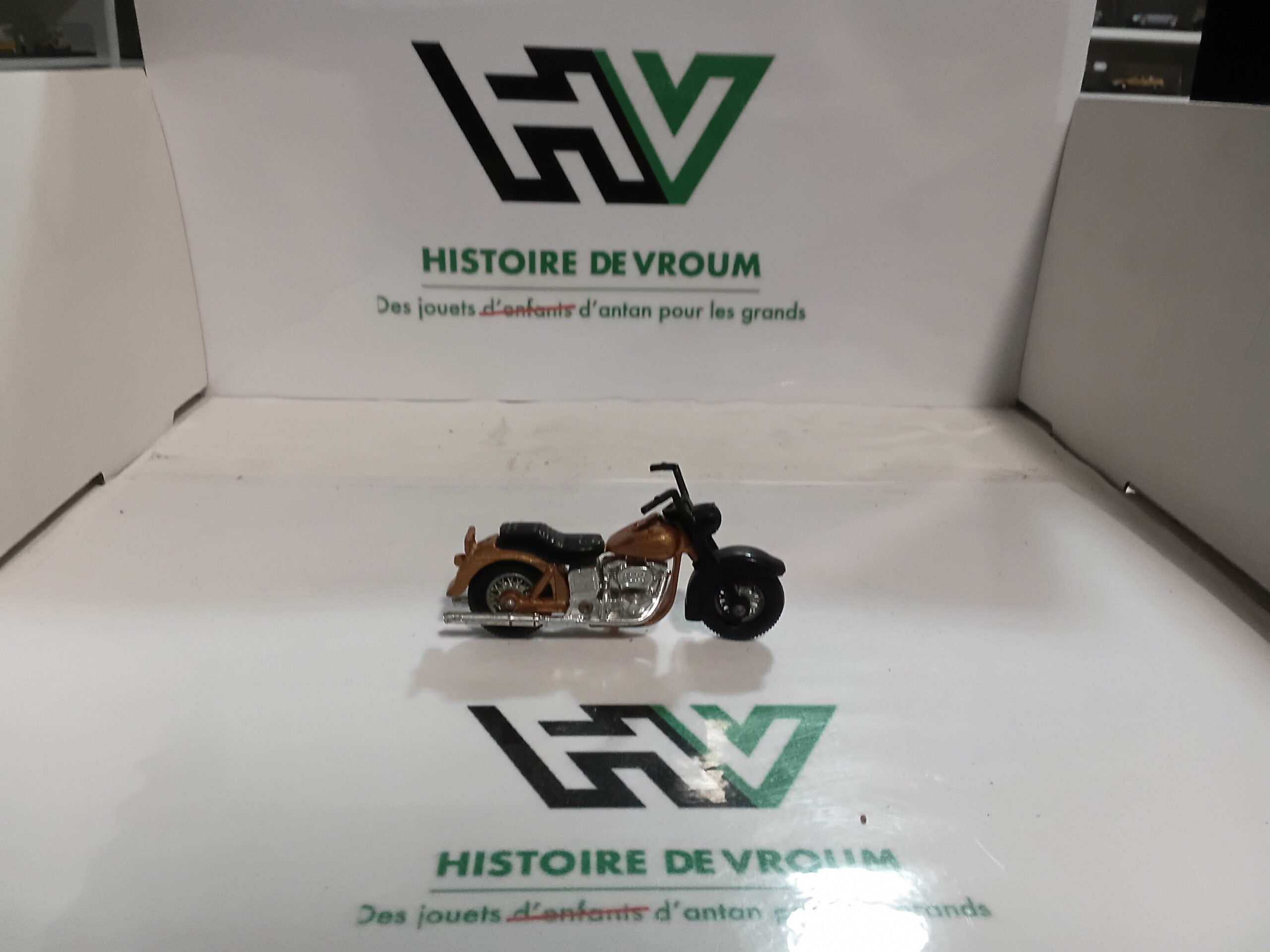 Moto Matchbox Lesney N°50 Harley Davidson Gold 1980 England Vintage 1/34 (7) – Image 6