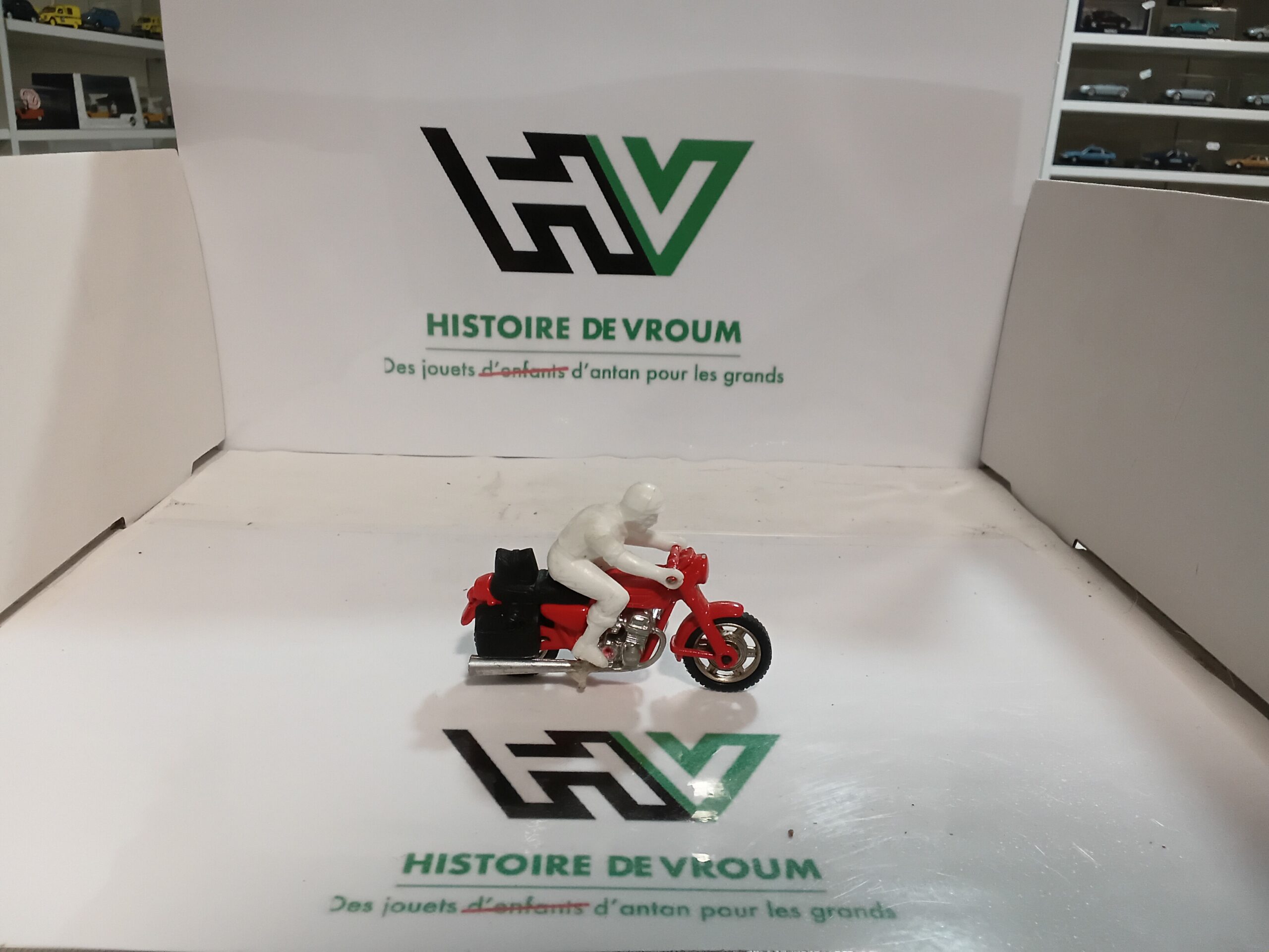 Moto Majorette Honda 750 rouge avec pilote (Ref. 203) - Made in France Vintage – Image 6