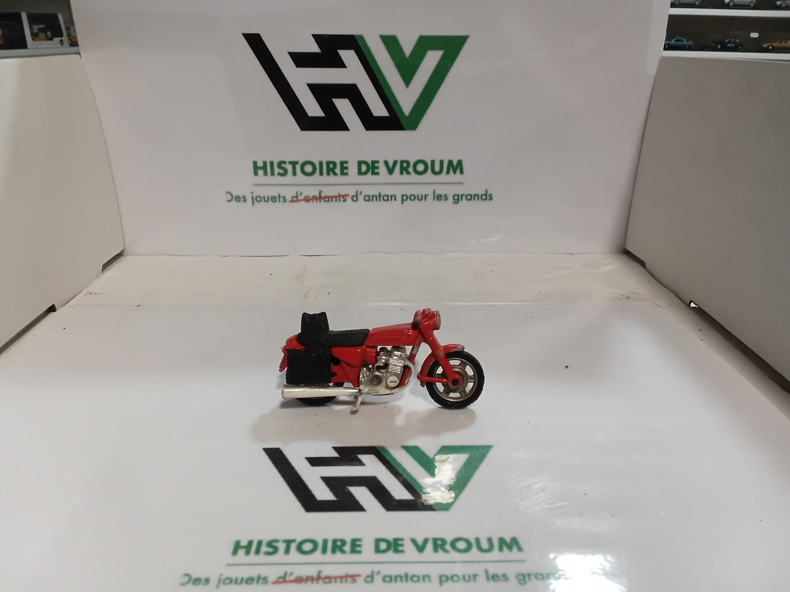 Miniature Moto Majorette Honda 750 rouge (Ref. 203) - Made in France Vintage (2) – Image 6