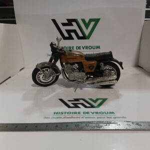 Epave Moto Honda CB 750 Four Bronze 1/15