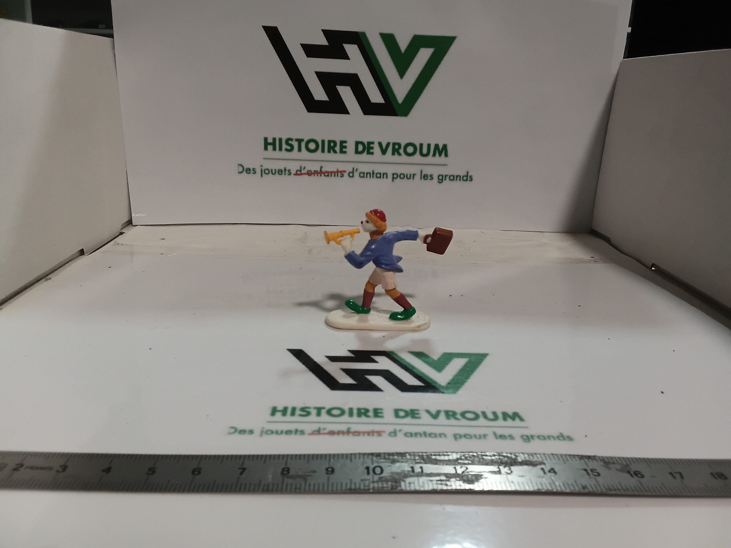 Figurine Publicitaire Vintage SPIROU avec Trompette – Image 6