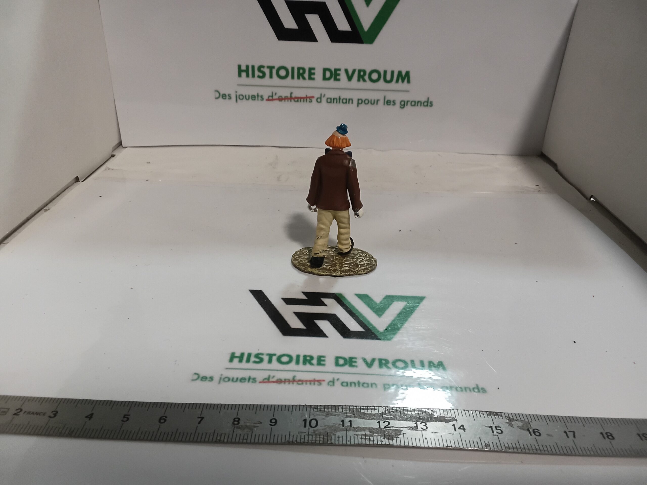 Figurine Vintage Clown Auguste avec Chapeau Melon – Image 5