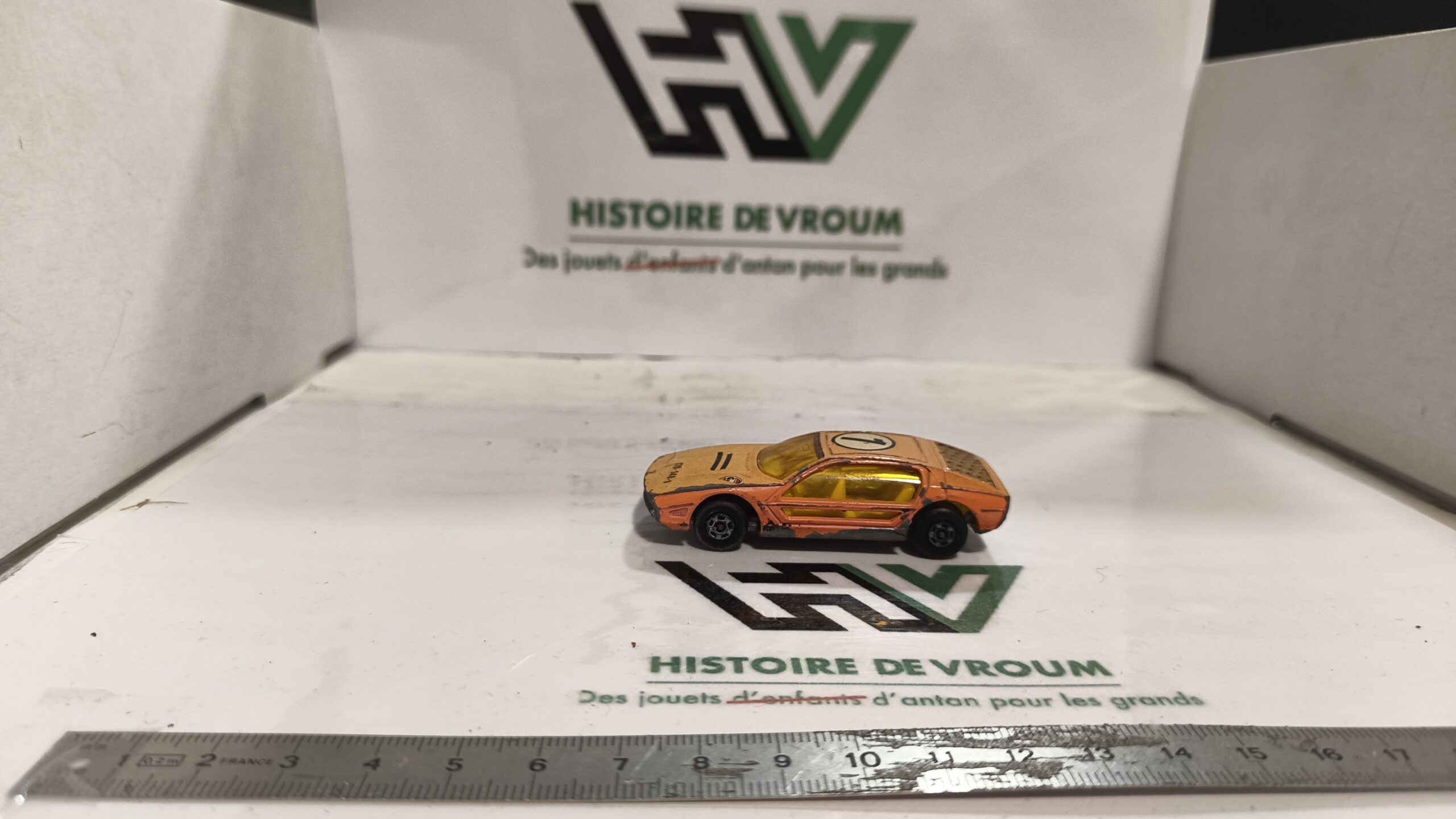 Miniature Matchbox Superfast No 20 Lamborghini Marzal 1969 Lesney Vintage (1)