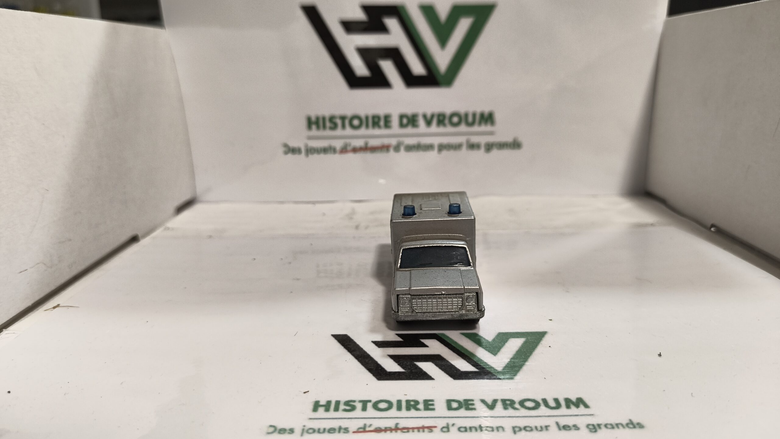 Matchbox Superfast n°41 Ambulance grise Lesney – Made in England – Image 5