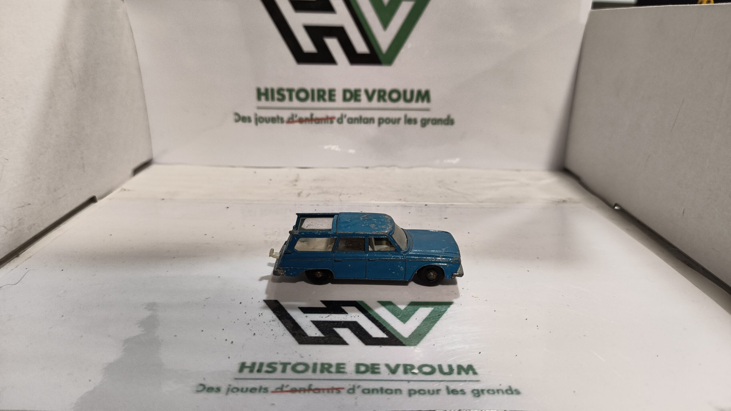 Matchbox Lesney n°42 Studebaker Lark Wagonaire – Made in England – Image 6