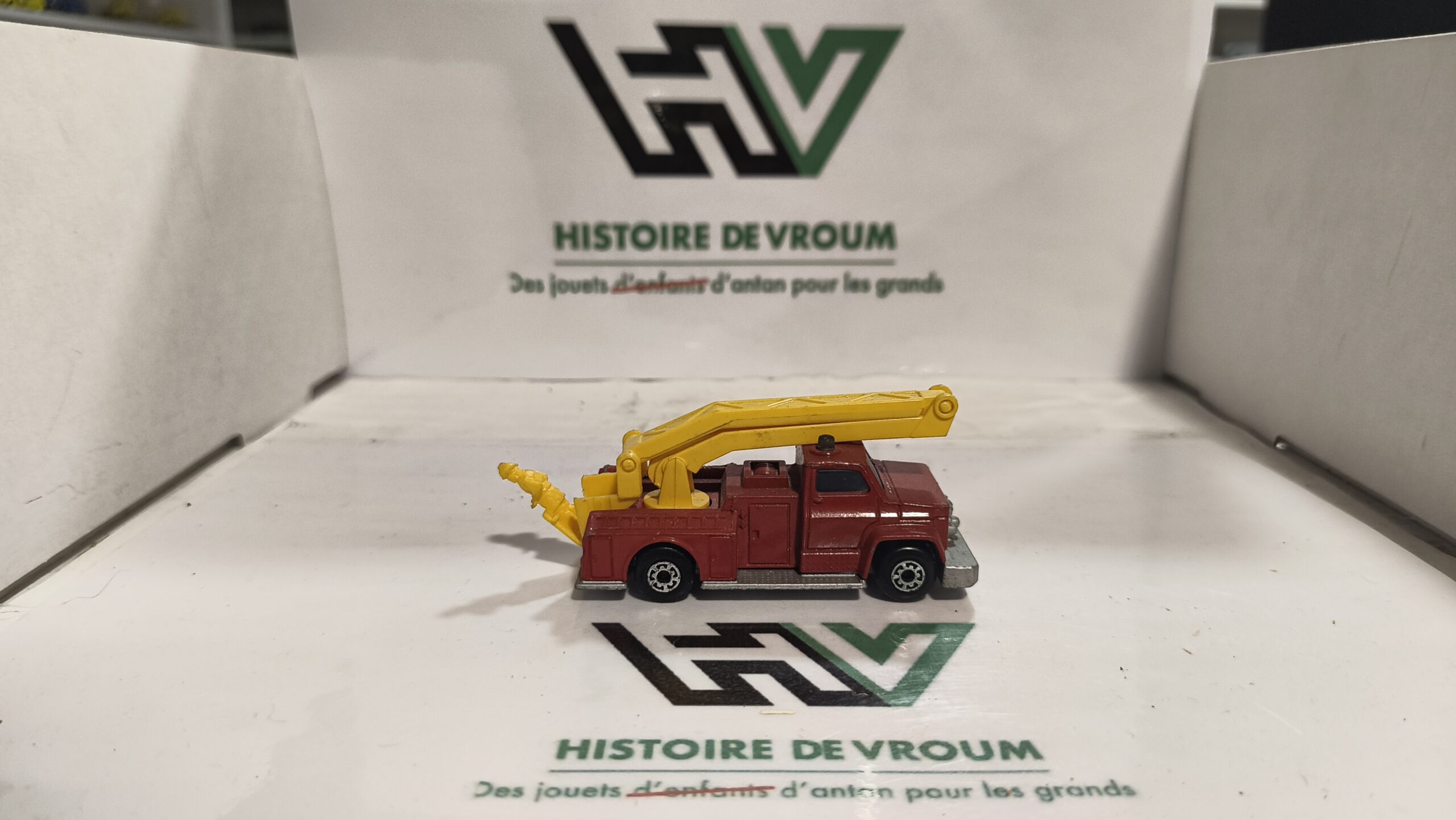 Matchbox Superfast n°13 Snorkel Fire Engine – Camion de pompiers Lesney (3) – Image 6
