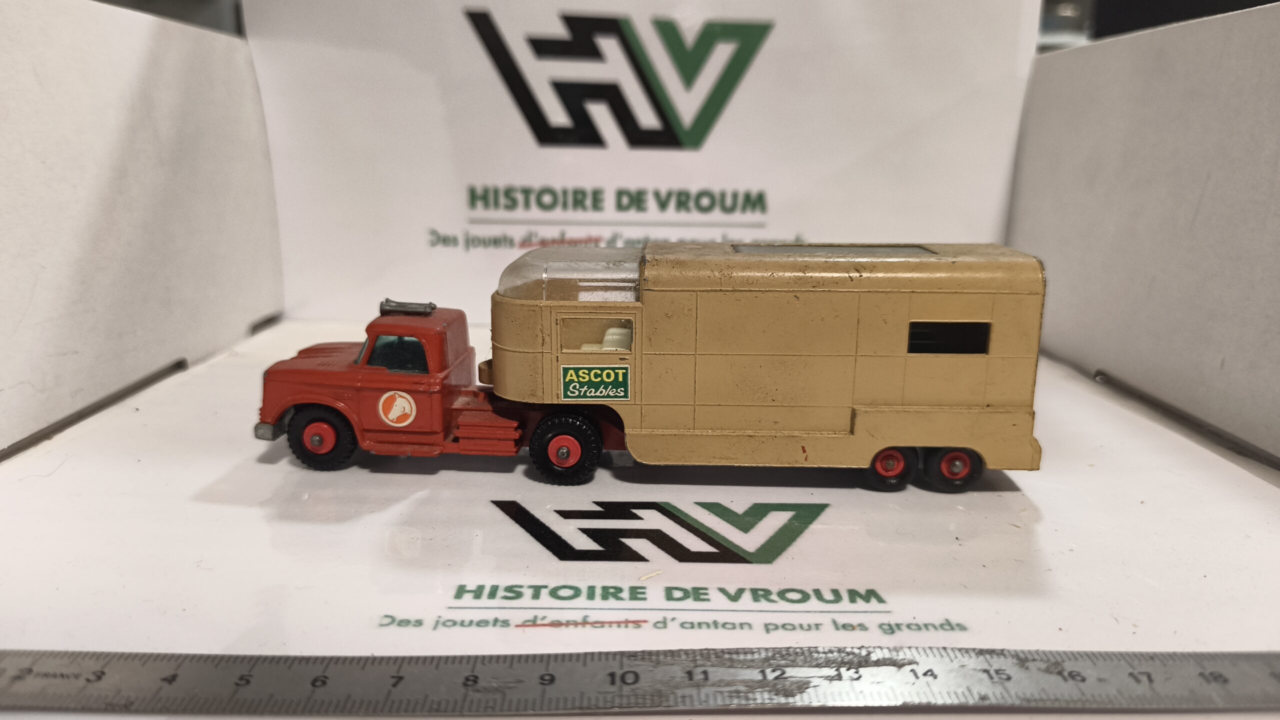 Matchbox Super Kings K-18 Dodge Tractor & Horse Van – Made in England