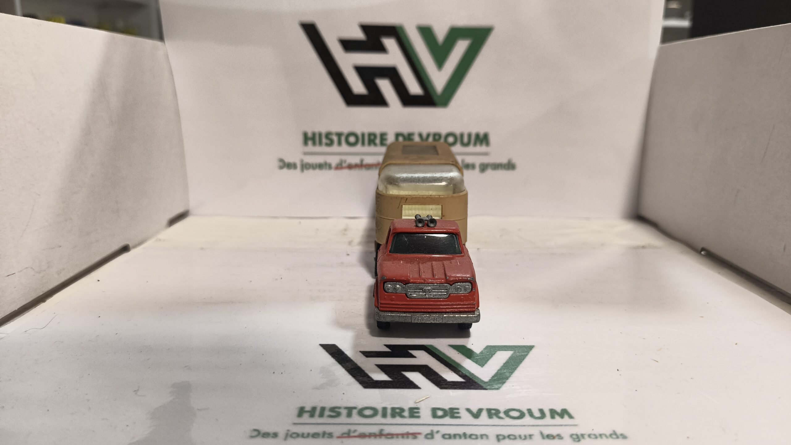 Matchbox Super Kings K-18 Dodge Tractor & Horse Van – Made in England – Image 6