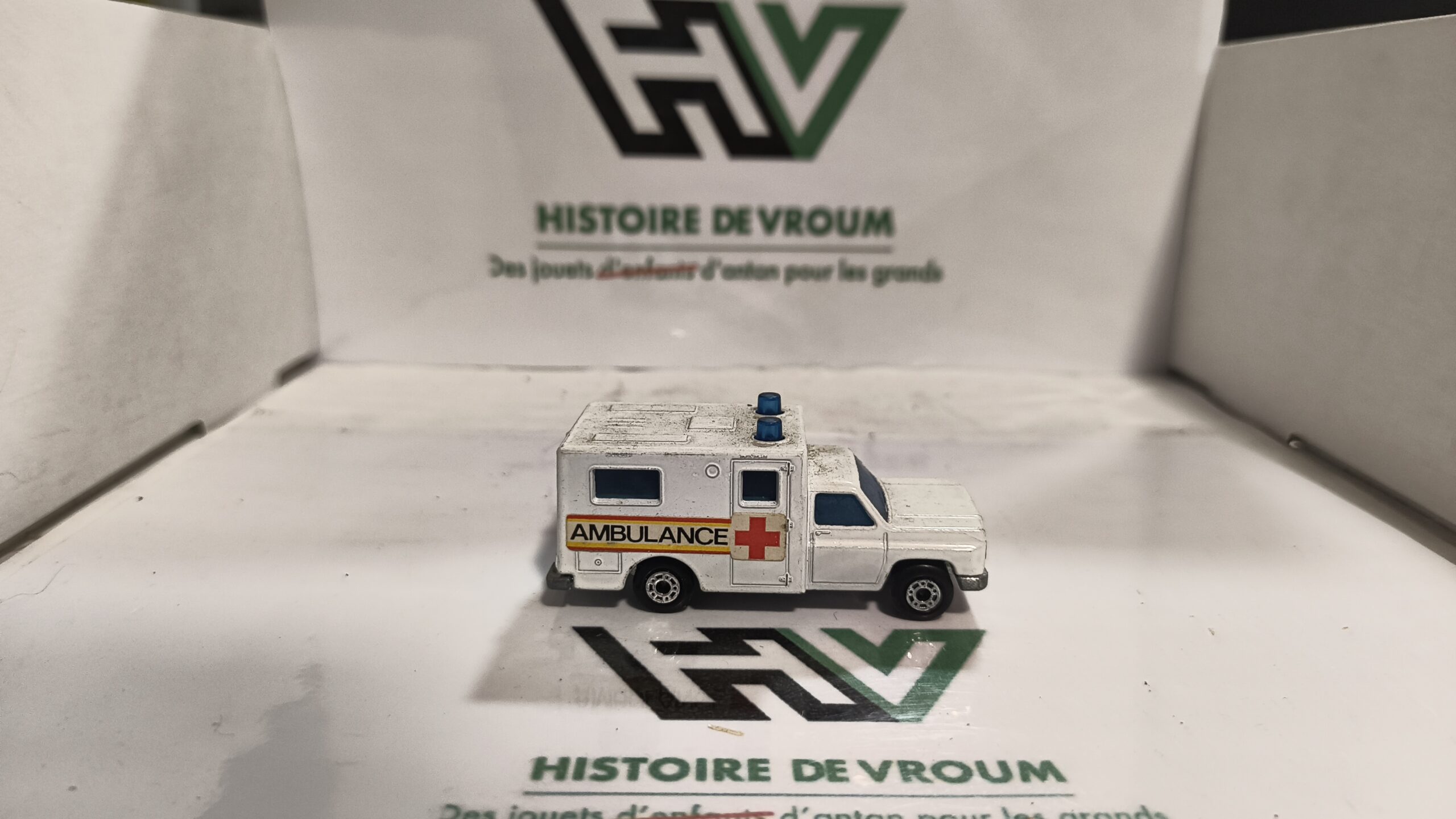 Miniature Matchbox Superfast n°41 - Ambulance Blanche (2) – Image 6