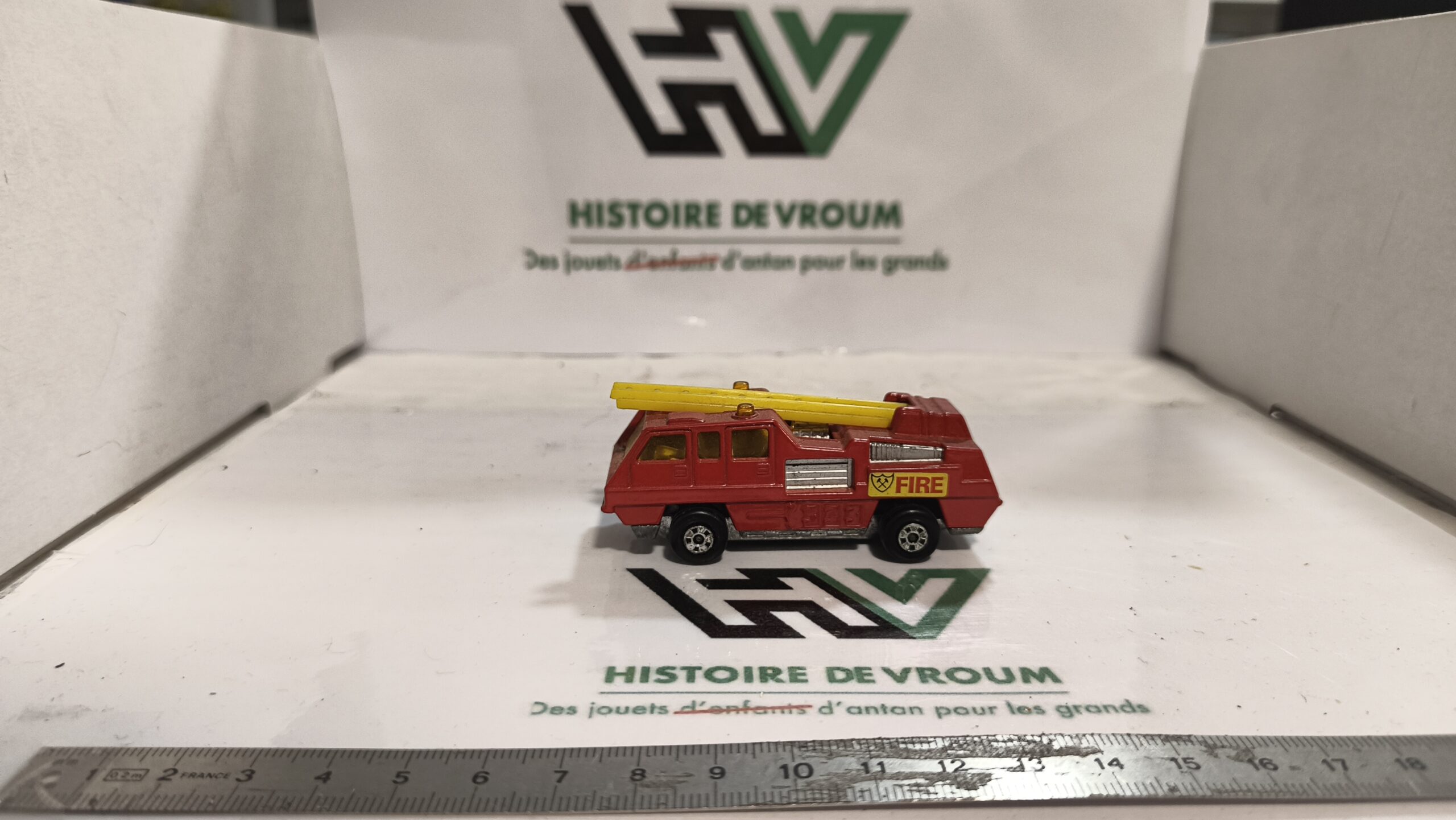 Matchbox Lesney Superfast n°22 Blaze Buster – Made in England – Camion de pompiers vintage