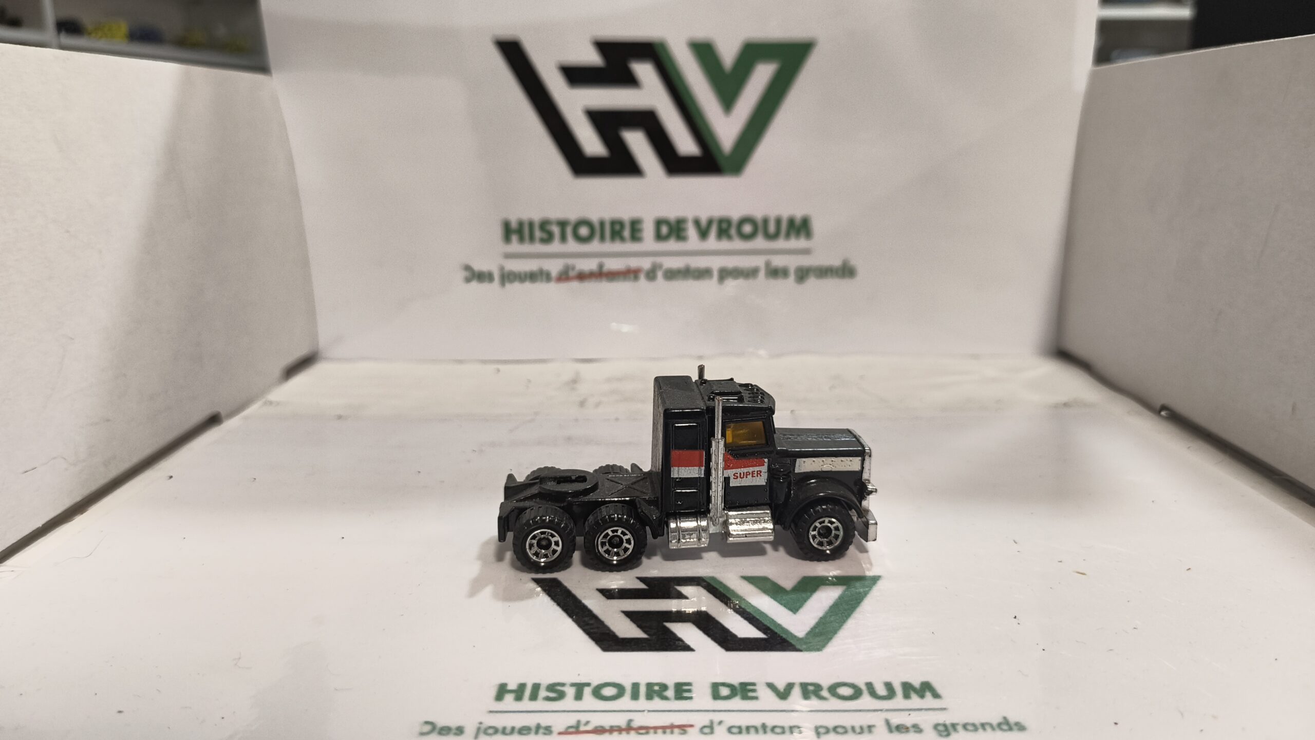 Matchbox Lesney Peterbilt Truck – Vintage Diecast – Camion Miniature – Image 6