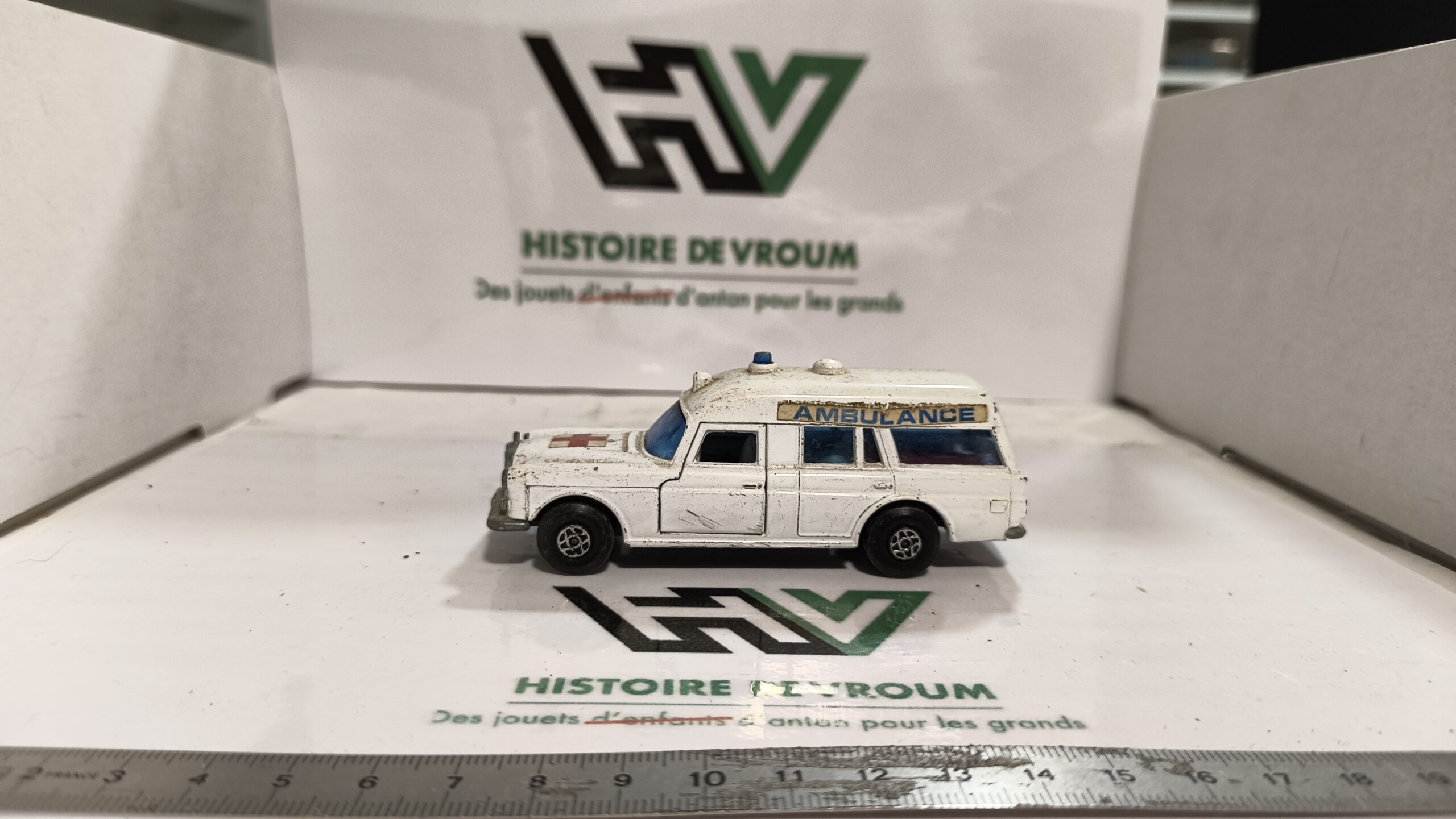 Matchbox Speed Kings K-26 Mercedes-Benz "Binz" Ambulance – Vintage Lesney