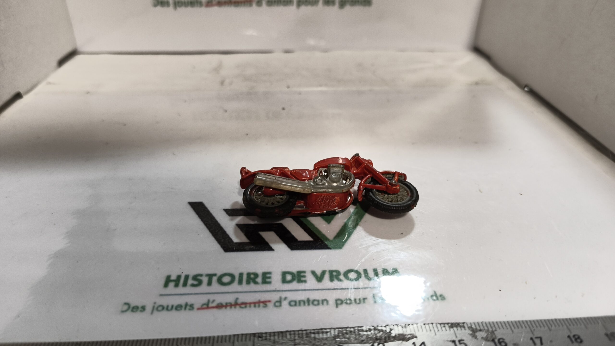Majorette Honda 750 Four Rouge – Moto Vintage – Made in France
