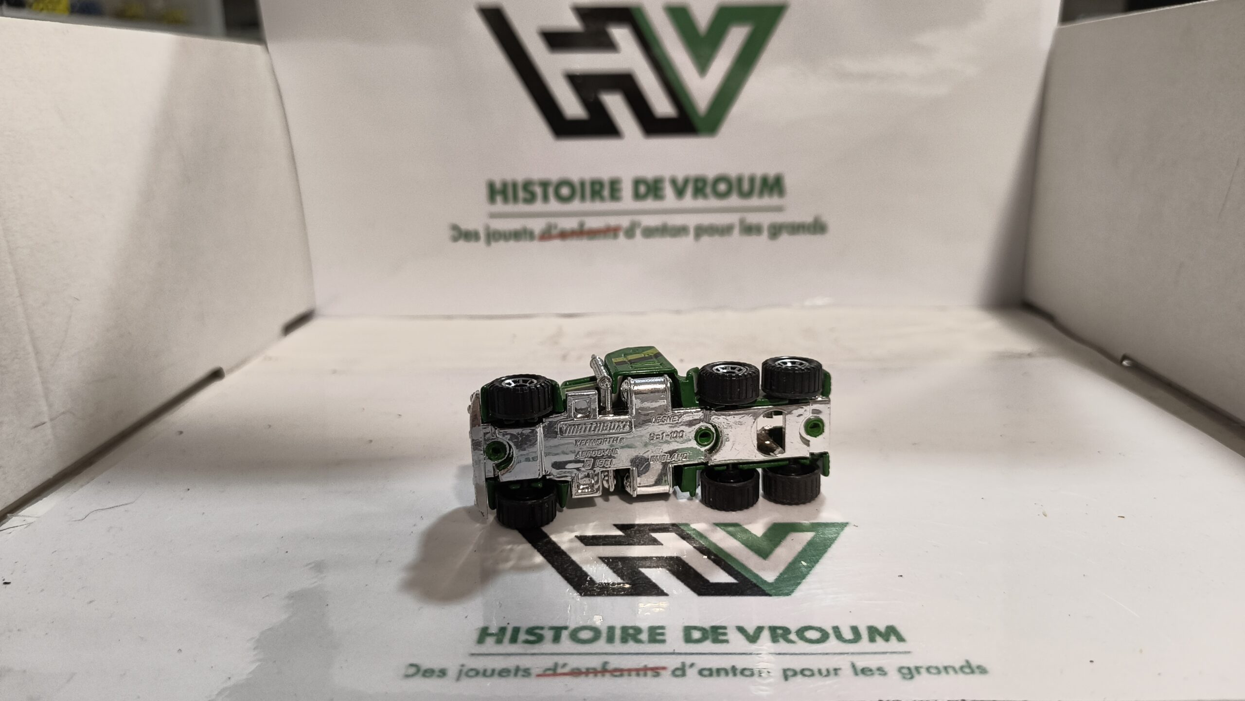 Matchbox Lesney Peterbilt Truck – Vintage Diecast – Camion Miniature (2) – Image 9