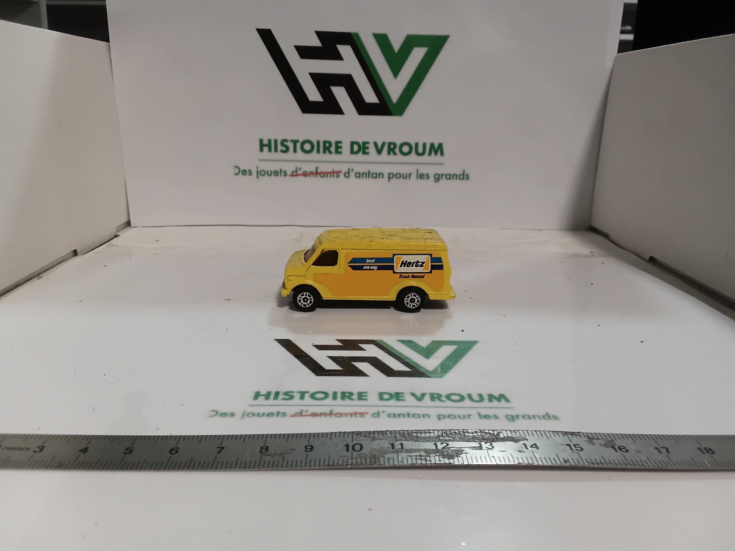 US Van "Hertz" Corgi Juniors