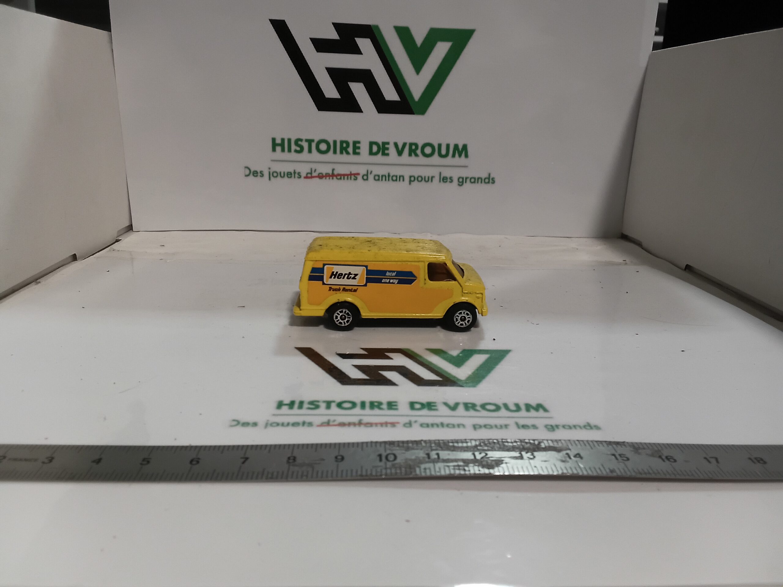 US Van "Hertz" Corgi Juniors – Image 4