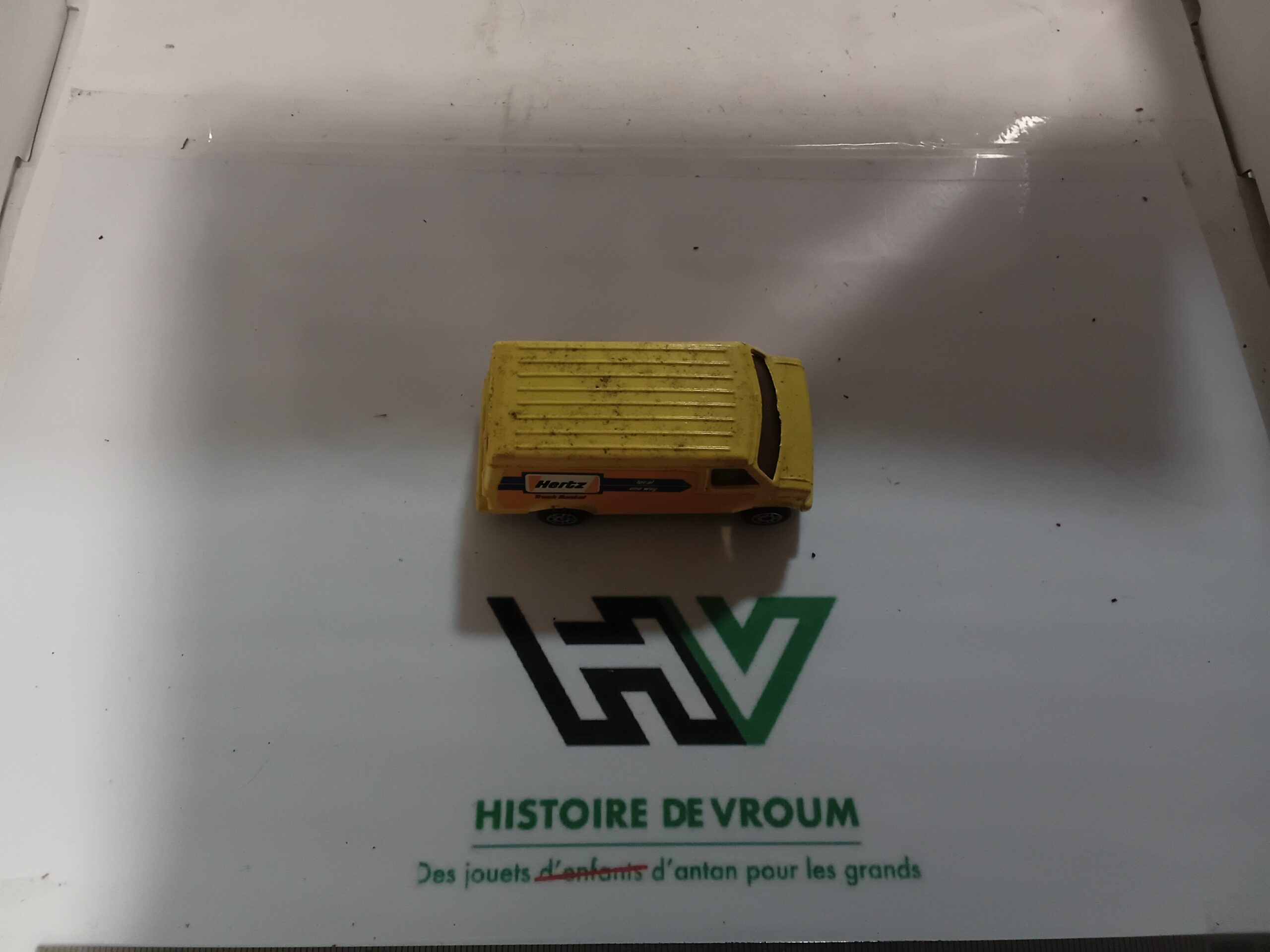 US Van "Hertz" Corgi Juniors – Image 5
