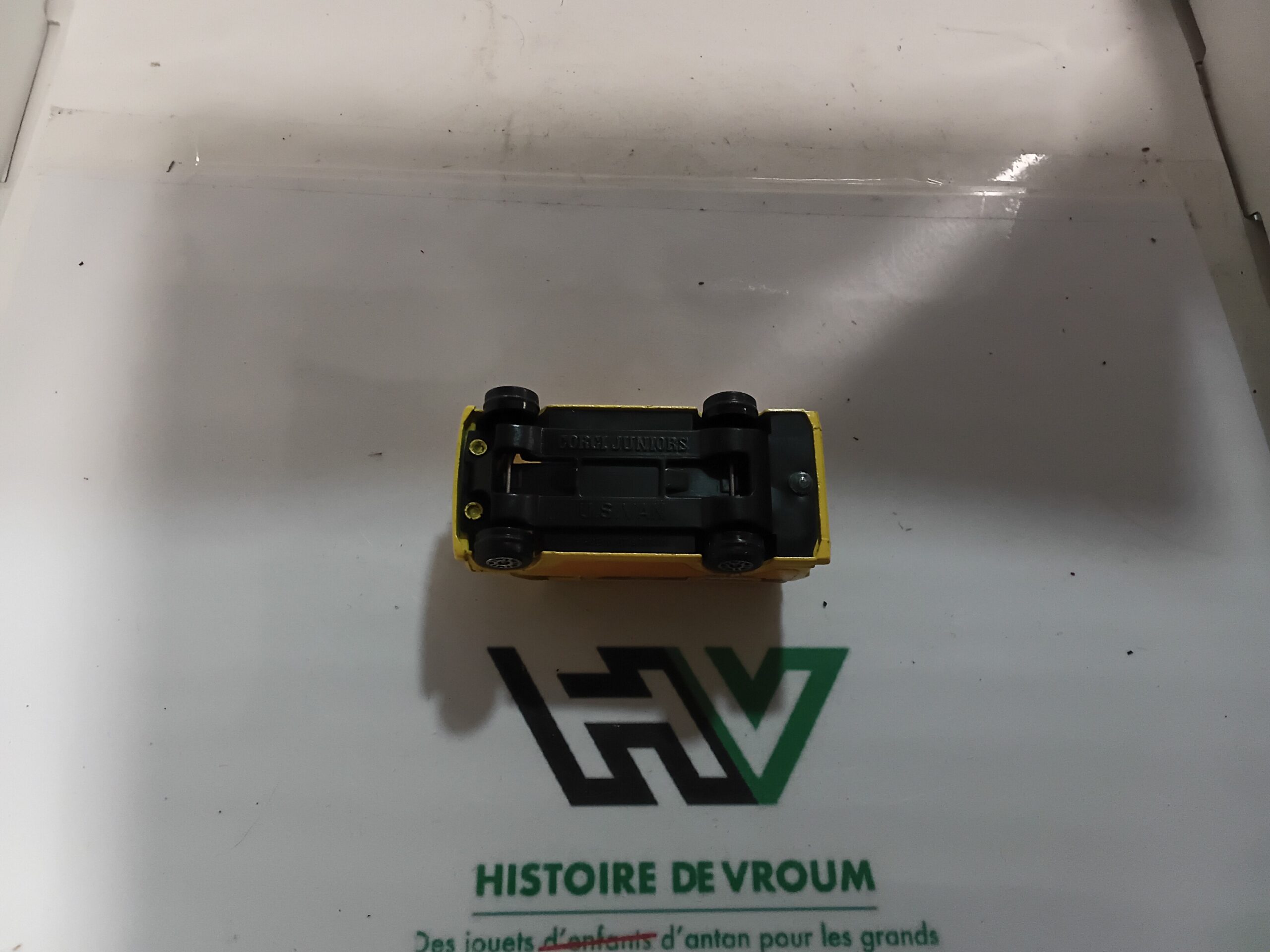 US Van "Hertz" Corgi Juniors – Image 6