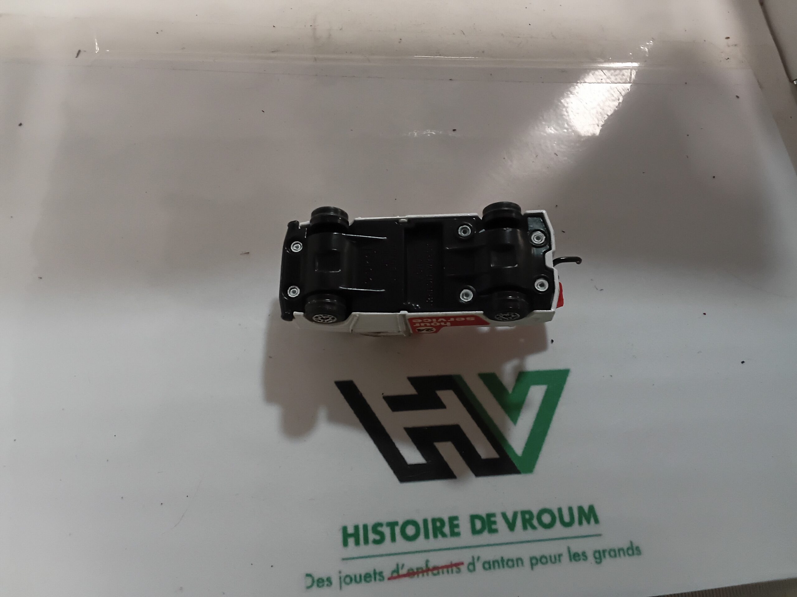 Ford Transit Wrecker "24 Hour Service" Corgi 1/43 – Image 6