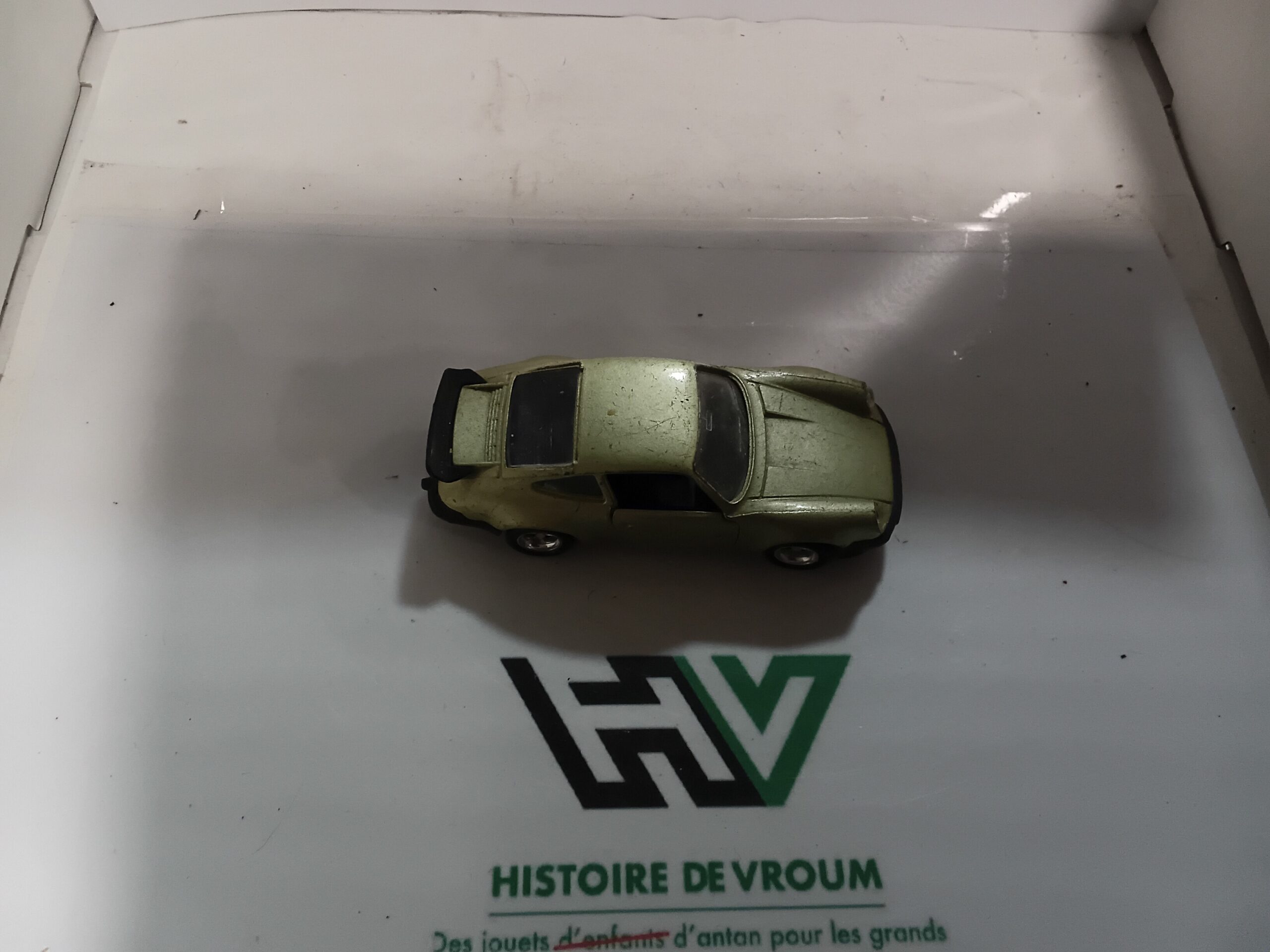 Porsche 930 Turbo Dorée Solido 1/43 (N°63) – Image 6