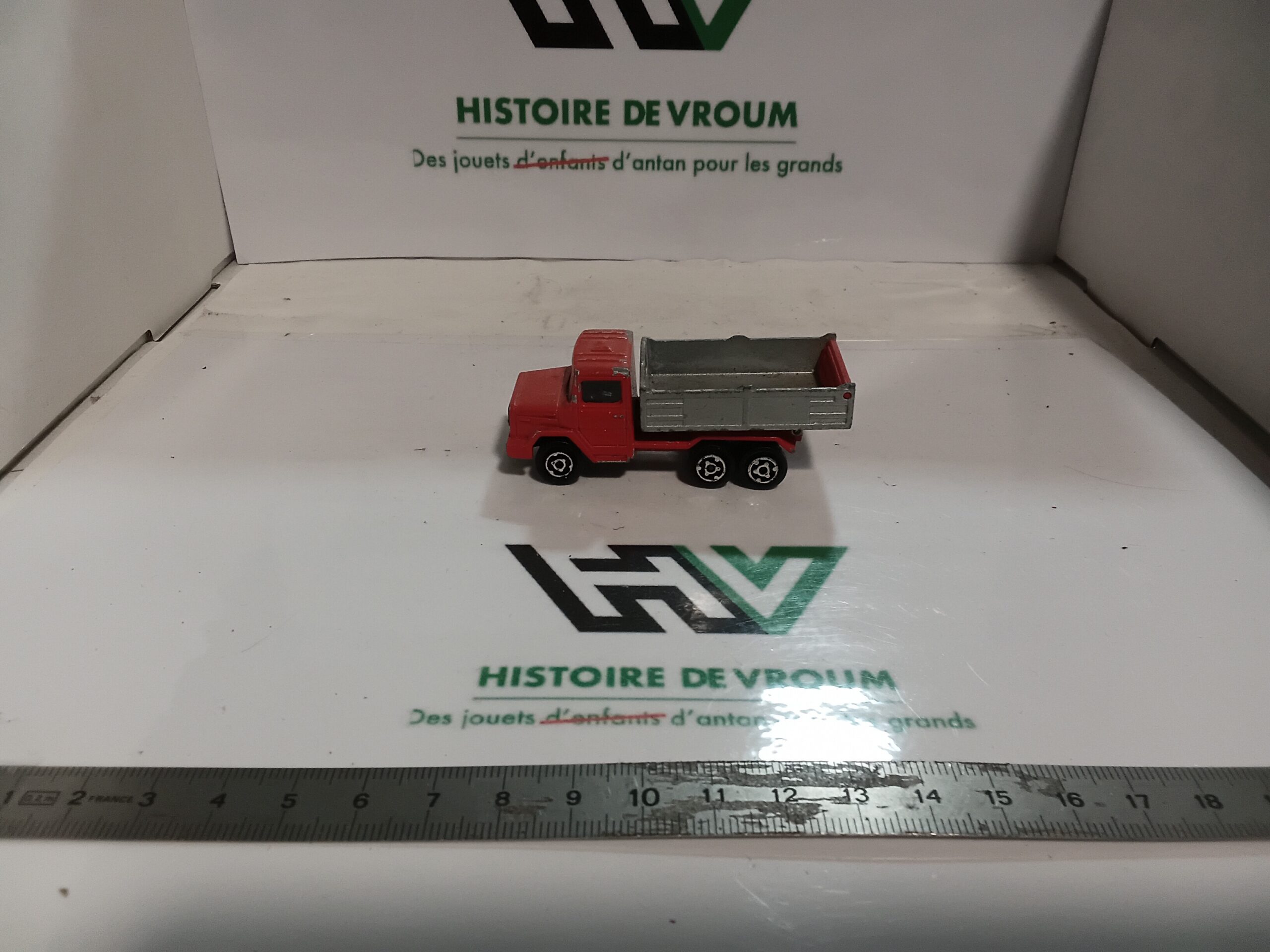 Camion Magirus Rouge Majorette 1/100