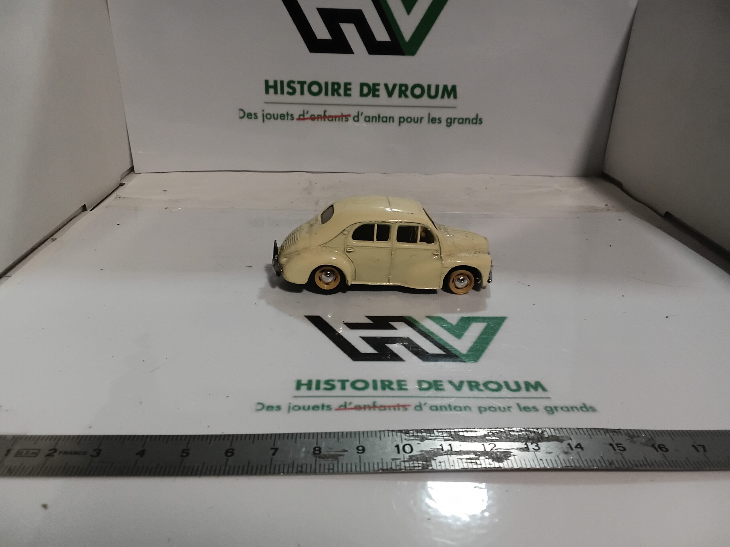 Renault 4CV Jaune Eligor 1/43 – Image 5