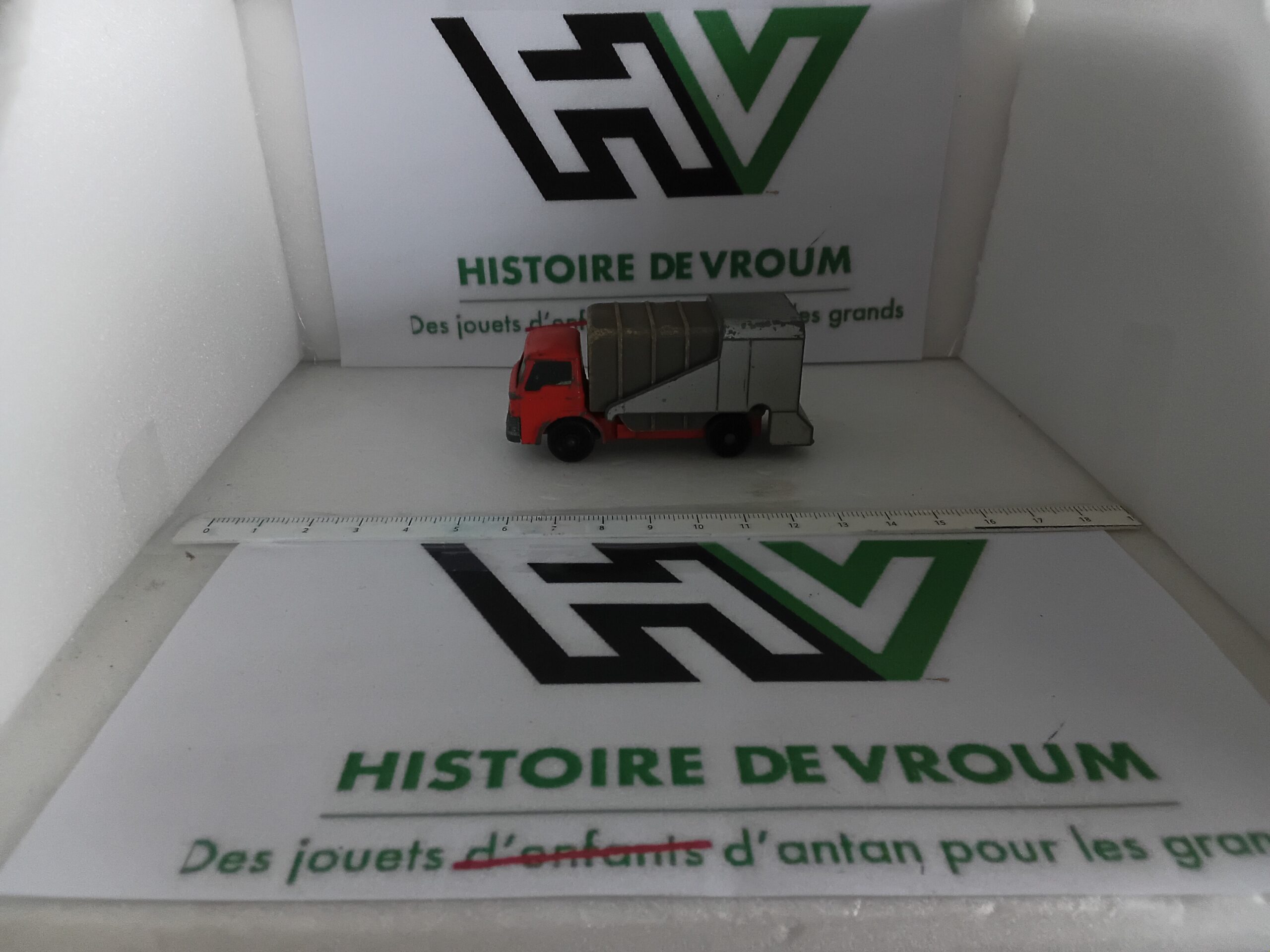 Camion Poubelle Matchbox Lesney N°7 (Gris & Orange)