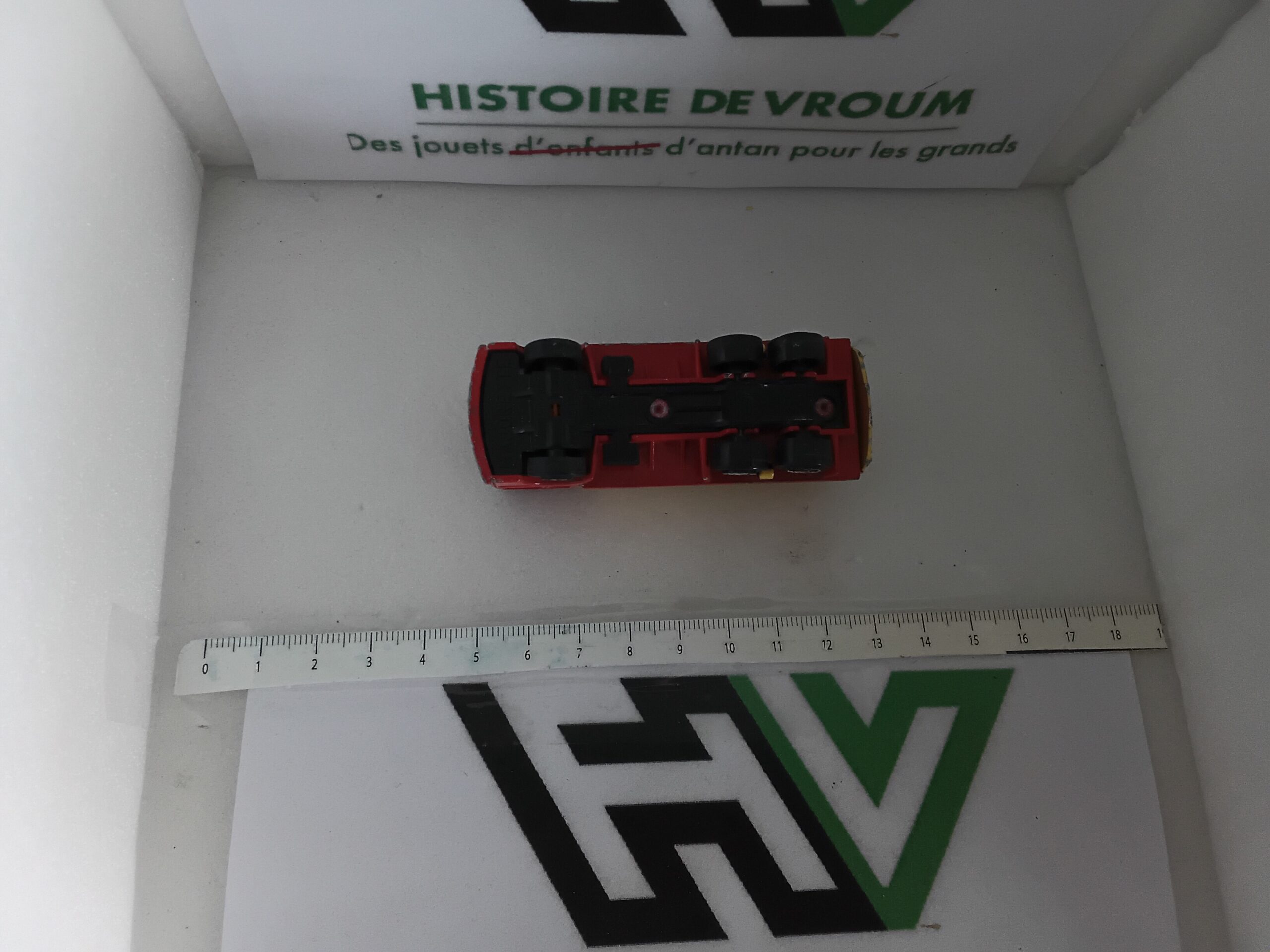 Camion Saviem "Shell" Jaune & Rouge Majorette 1/100 – Image 7