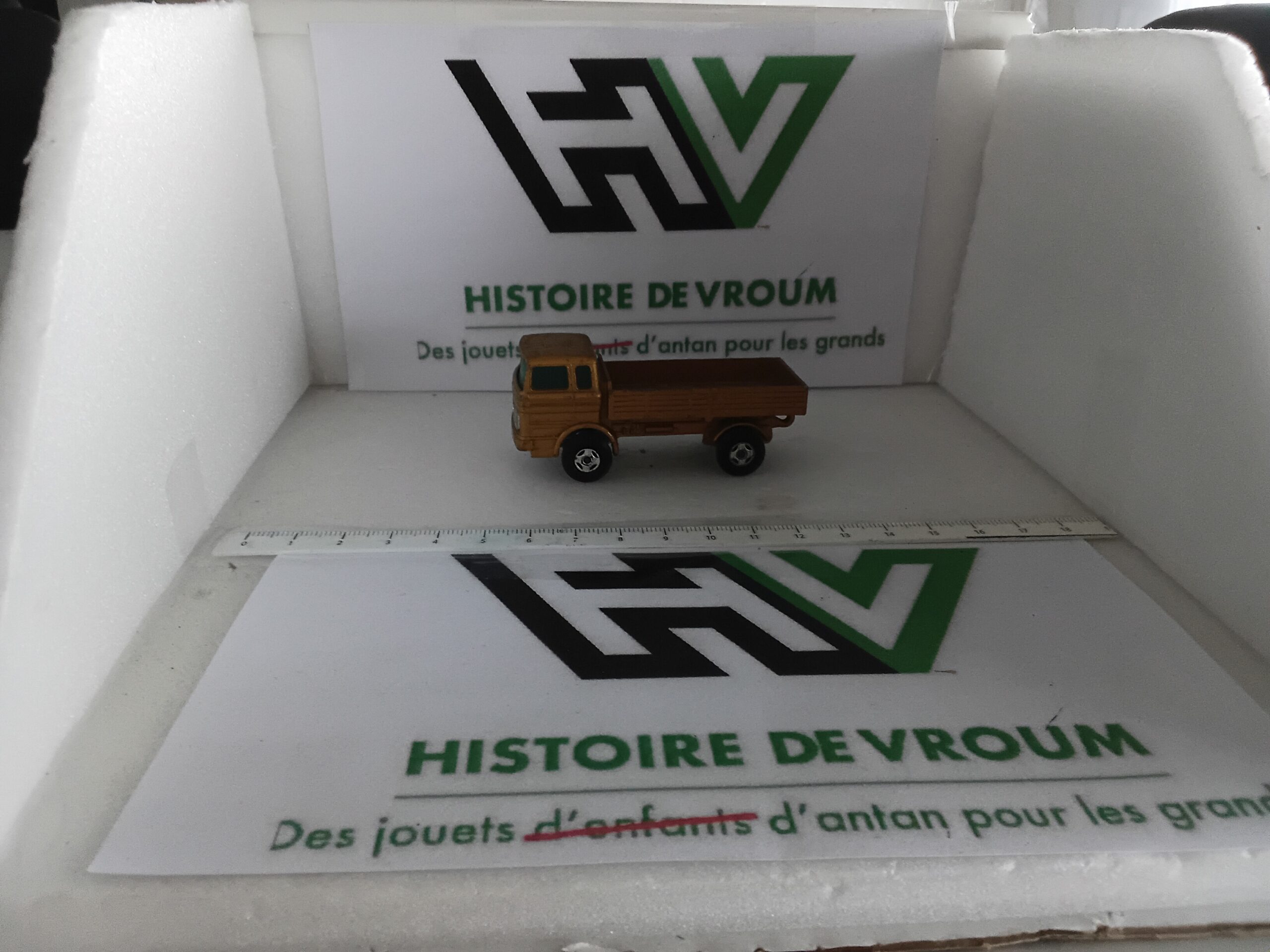Camion Mercedes Truck Matchbox Lesney N°1 (Doré)