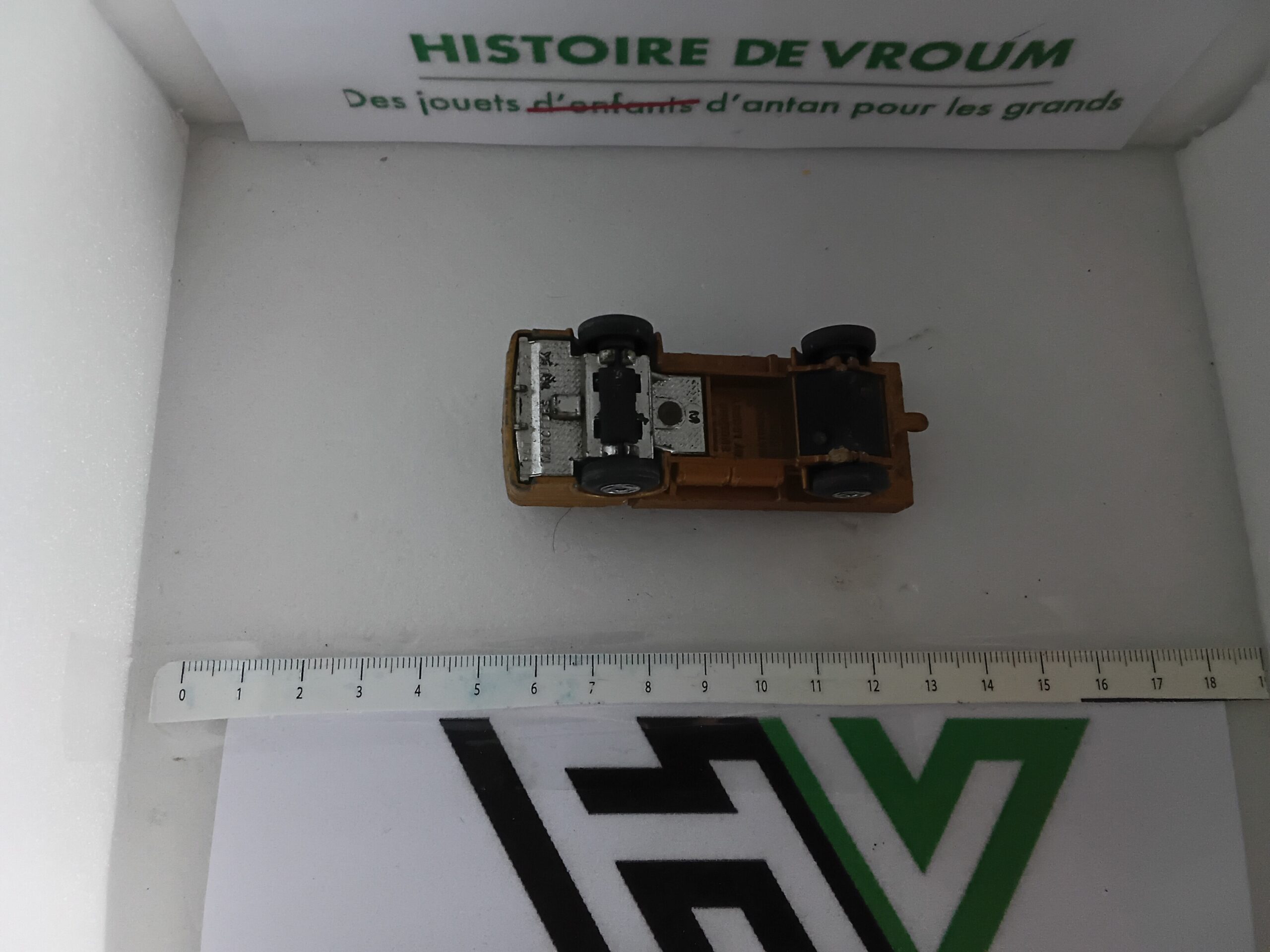 Camion Mercedes Truck Matchbox Lesney N°1 (Doré) – Image 7